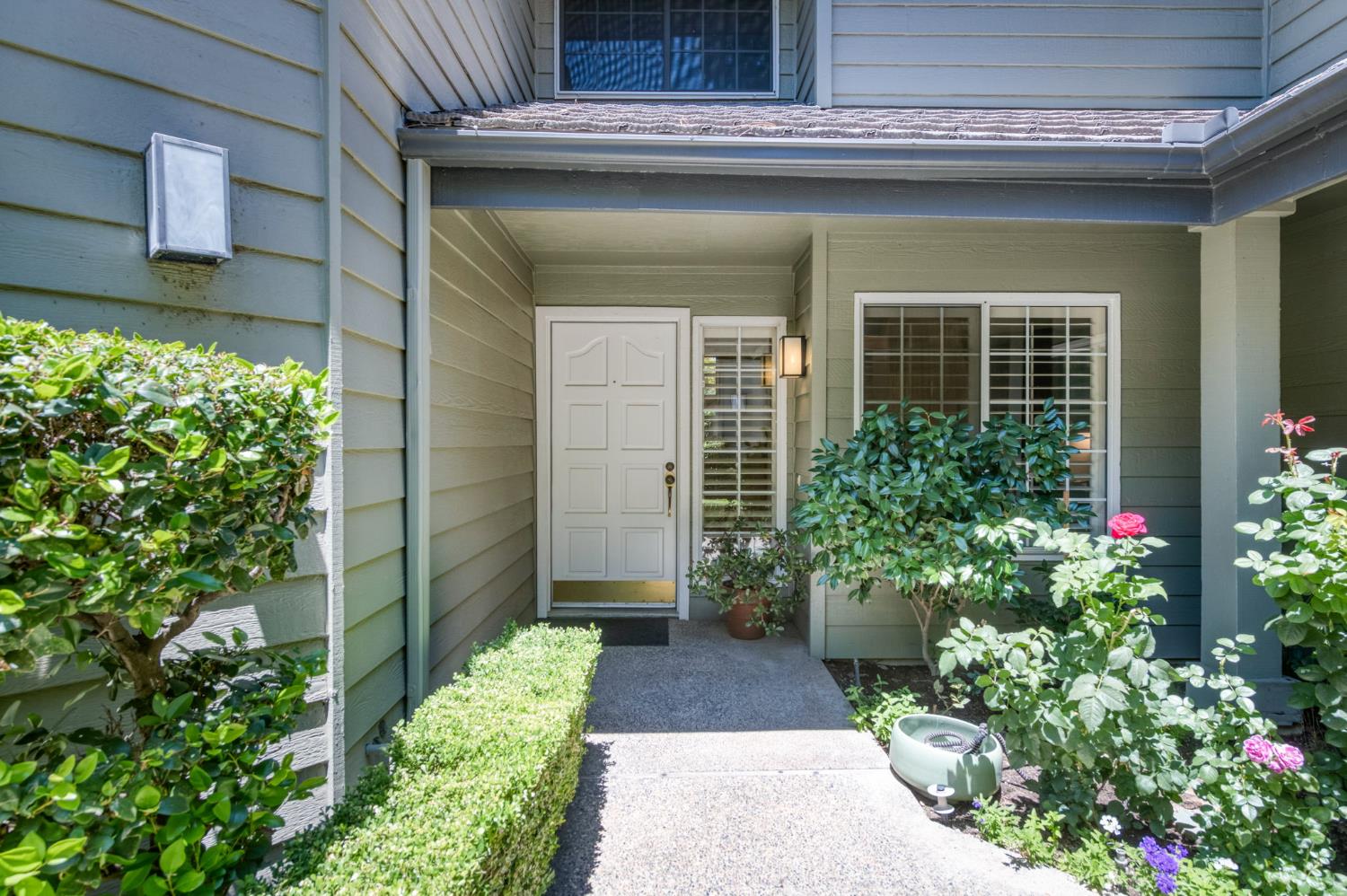 320 W Bluff Ave #103, Fresno, CA 93711