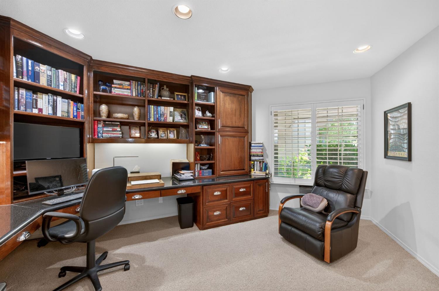 320 W Bluff Ave #103, Fresno, CA 93711