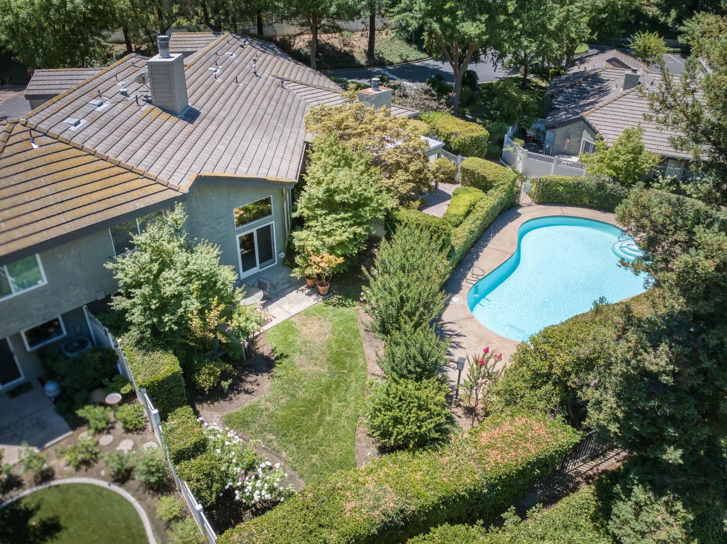 320 W Bluff Ave #103, Fresno, CA 93711