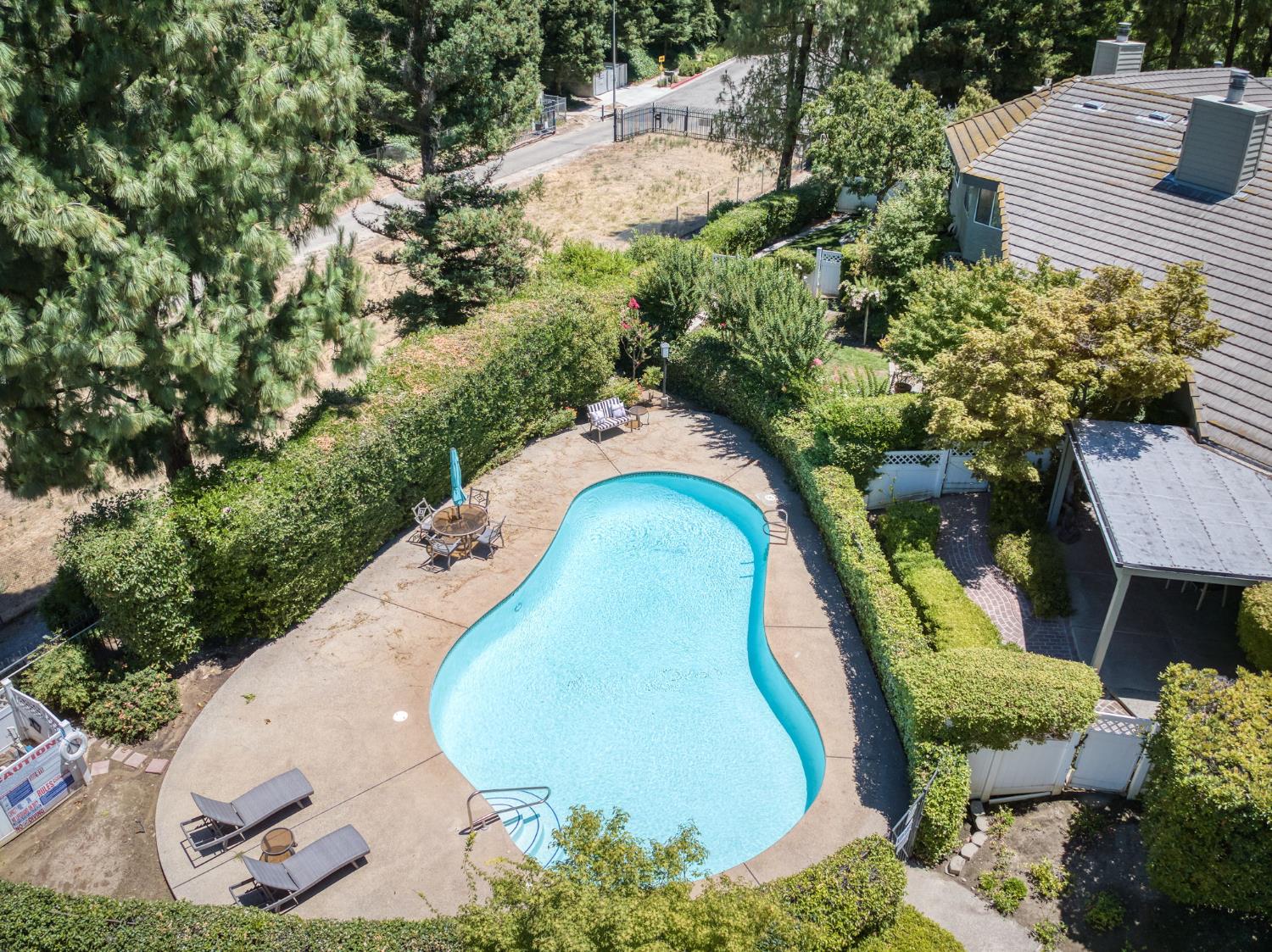 320 W Bluff Ave #103, Fresno, CA 93711