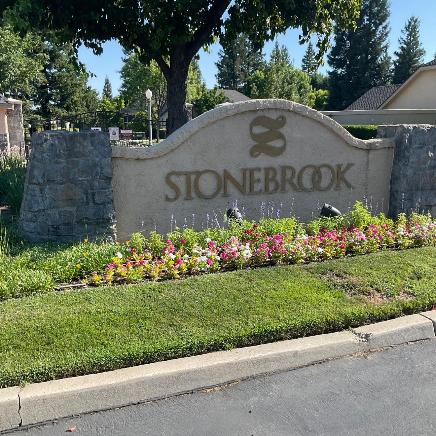 2270 Dawson Cove Ln S, Clovis, CA 93611