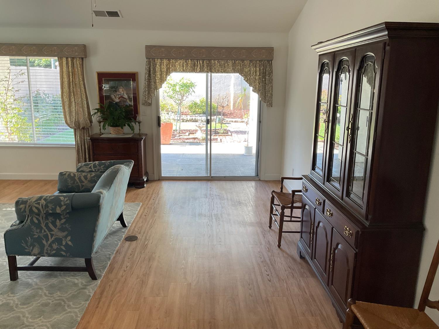 2270 Dawson Cove Ln S, Clovis, CA 93611