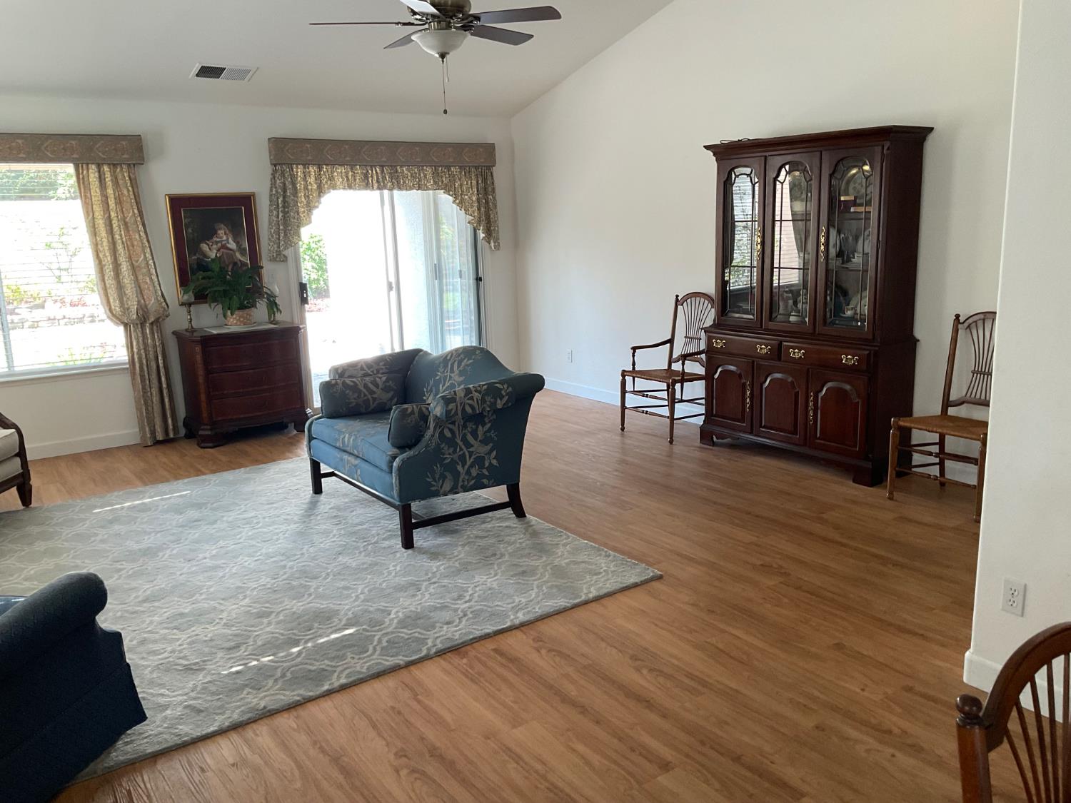 2270 Dawson Cove Ln S, Clovis, CA 93611