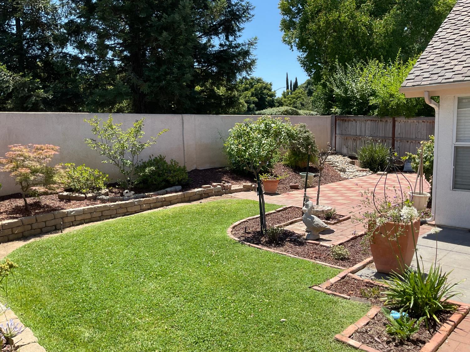 2270 Dawson Cove Ln S, Clovis, CA 93611