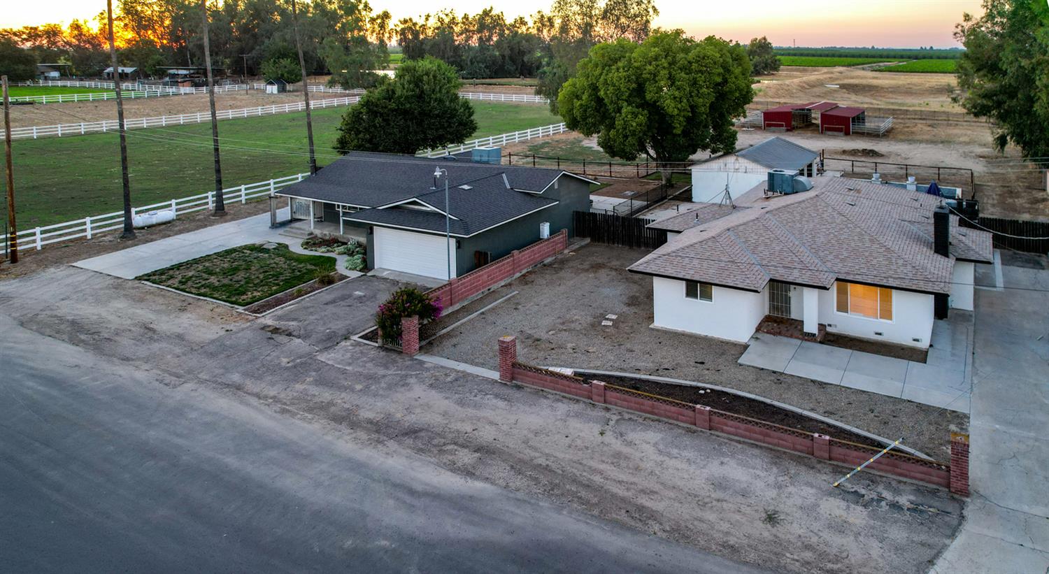 1374 E Gaschen Ave, Fresno, CA 93725