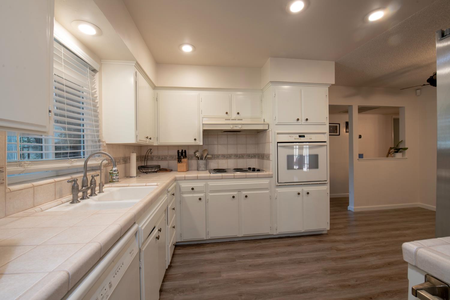 1293 W Dyer Ave, Fresno, CA 93711