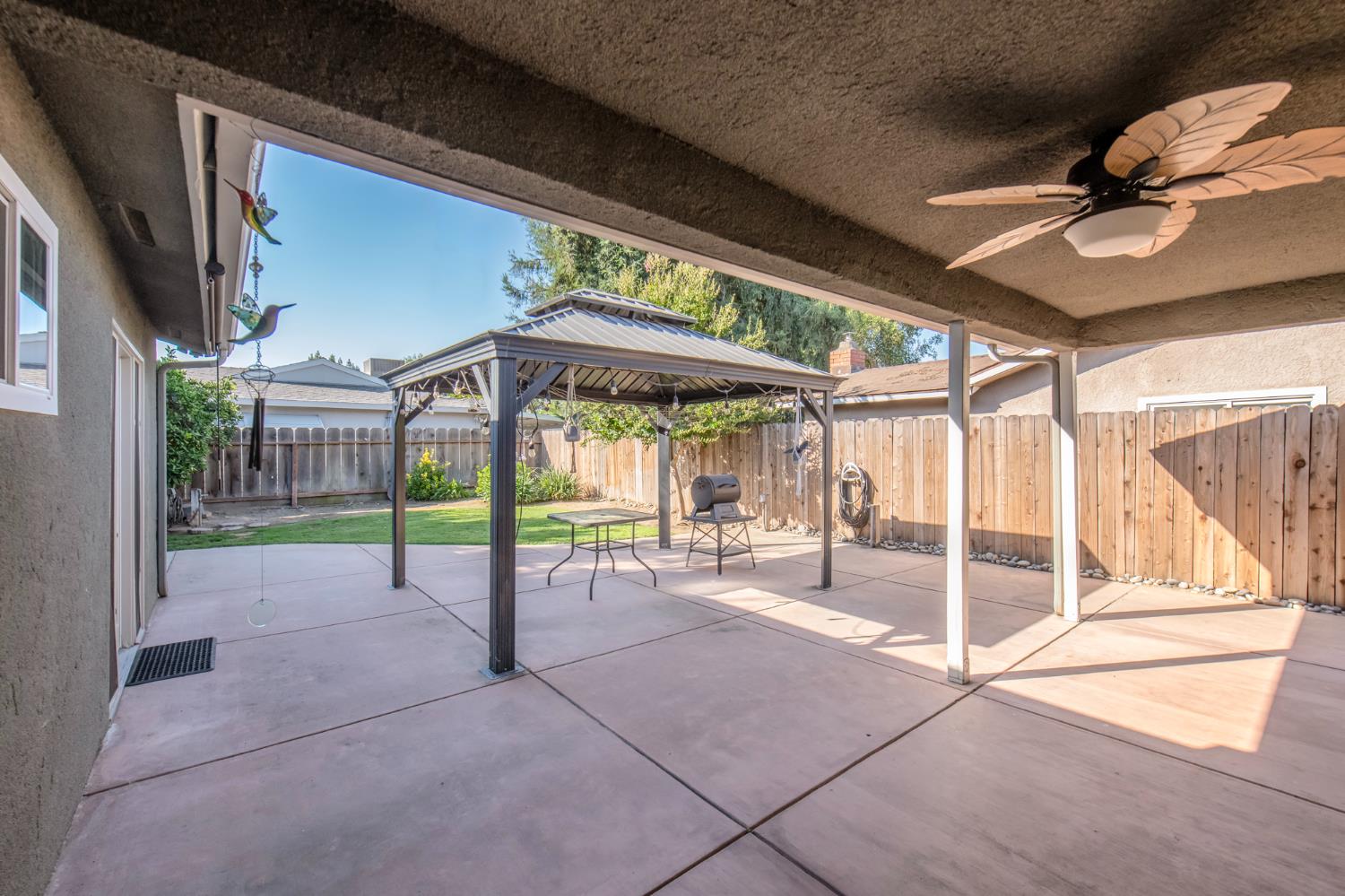 1293 W Dyer Ave, Fresno, CA 93711