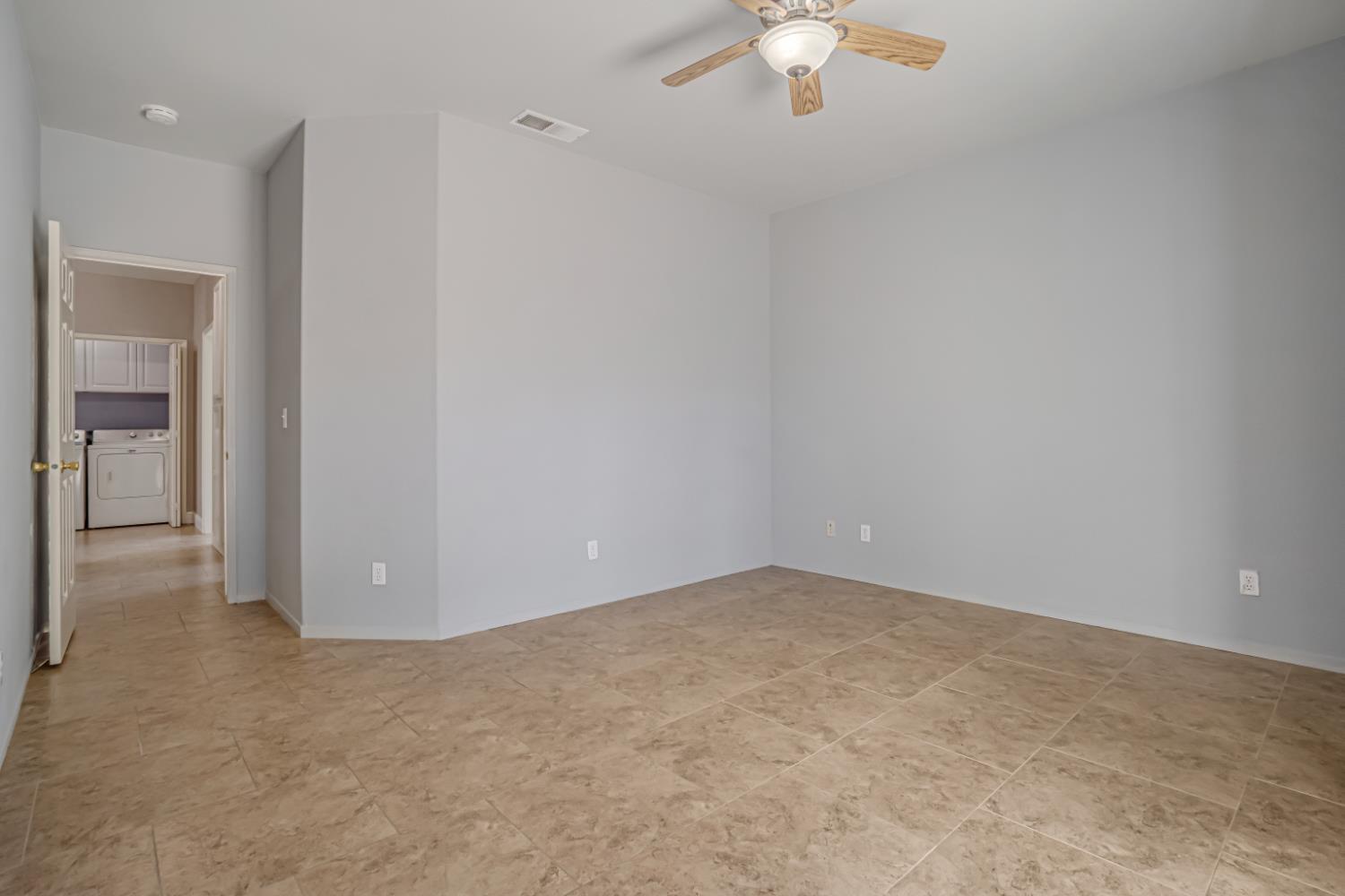 2468 S Phillip Ave, Fresno, CA 93727
