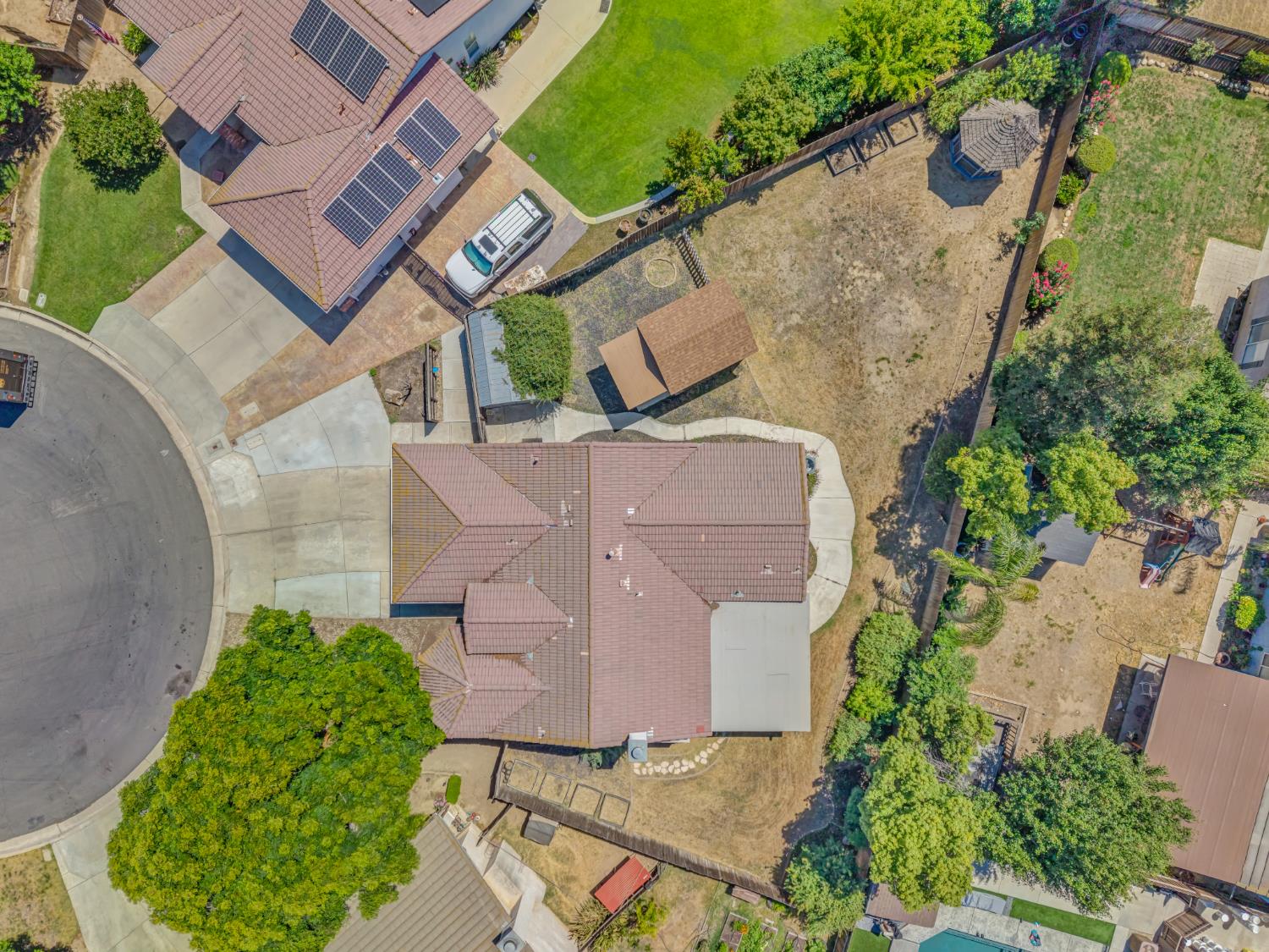 2468 S Phillip Ave, Fresno, CA 93727