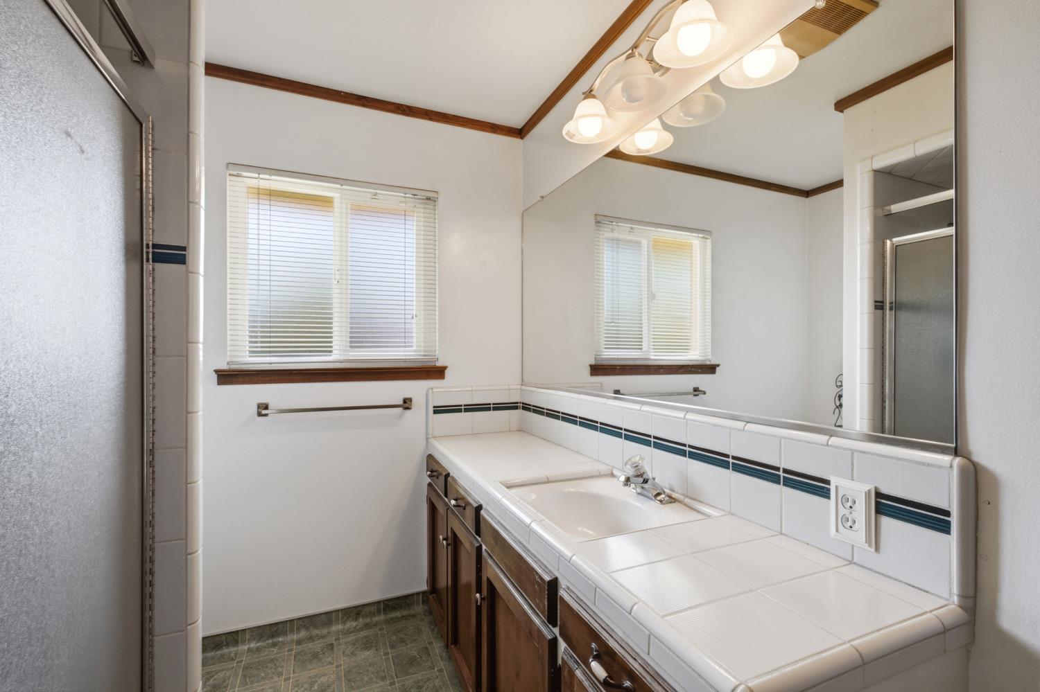 4328 E Rialto Ave, Fresno, CA 93726