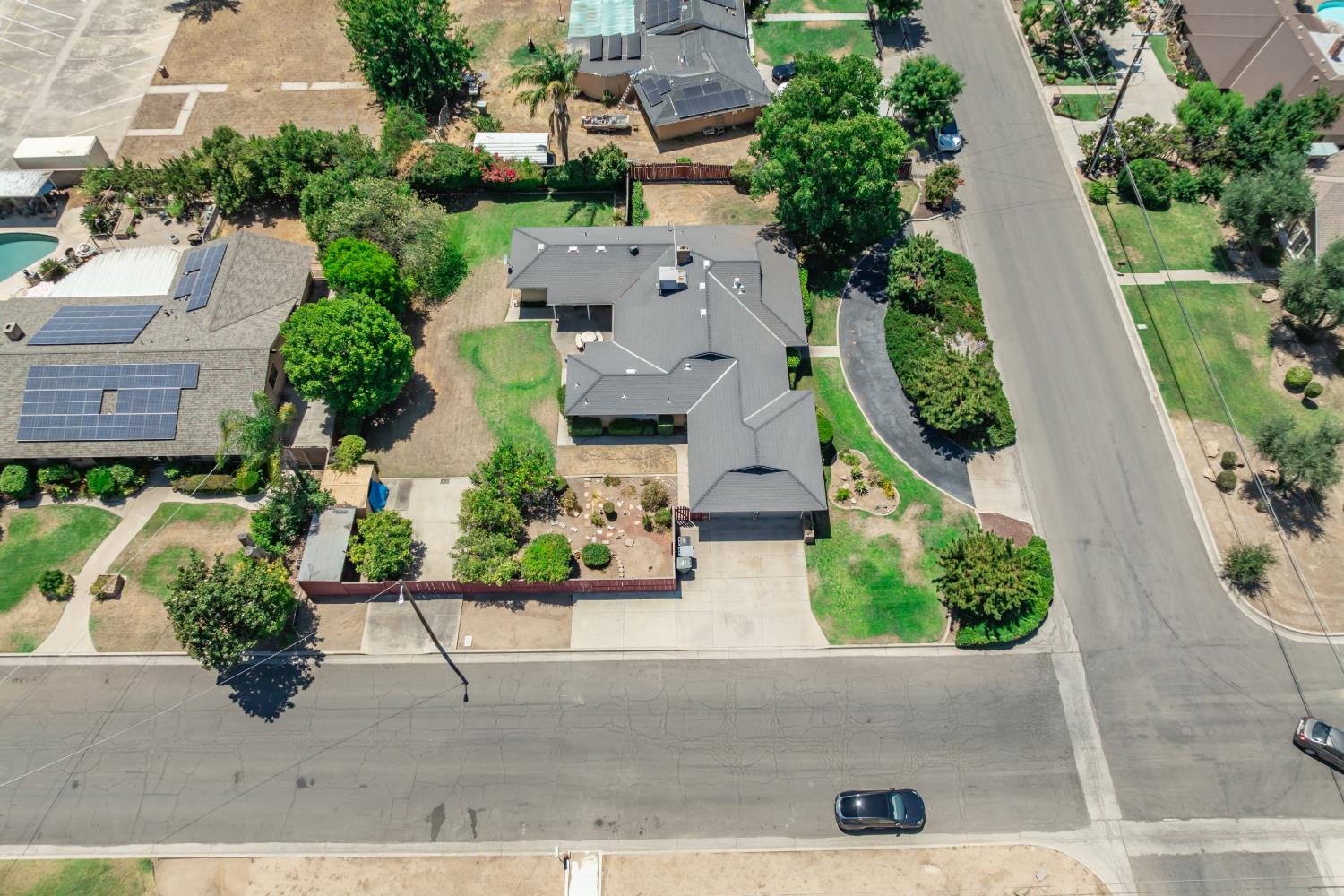 4328 E Rialto Ave, Fresno, CA 93726