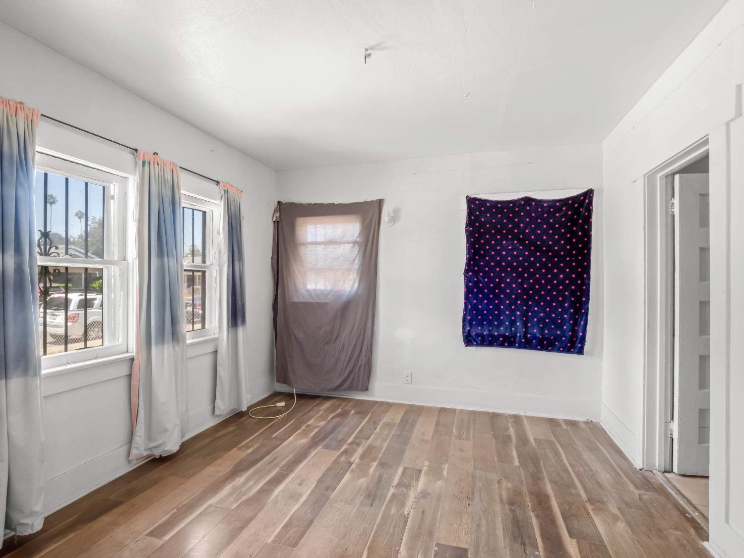 3957 E Verrue Ave, Fresno, CA 93702