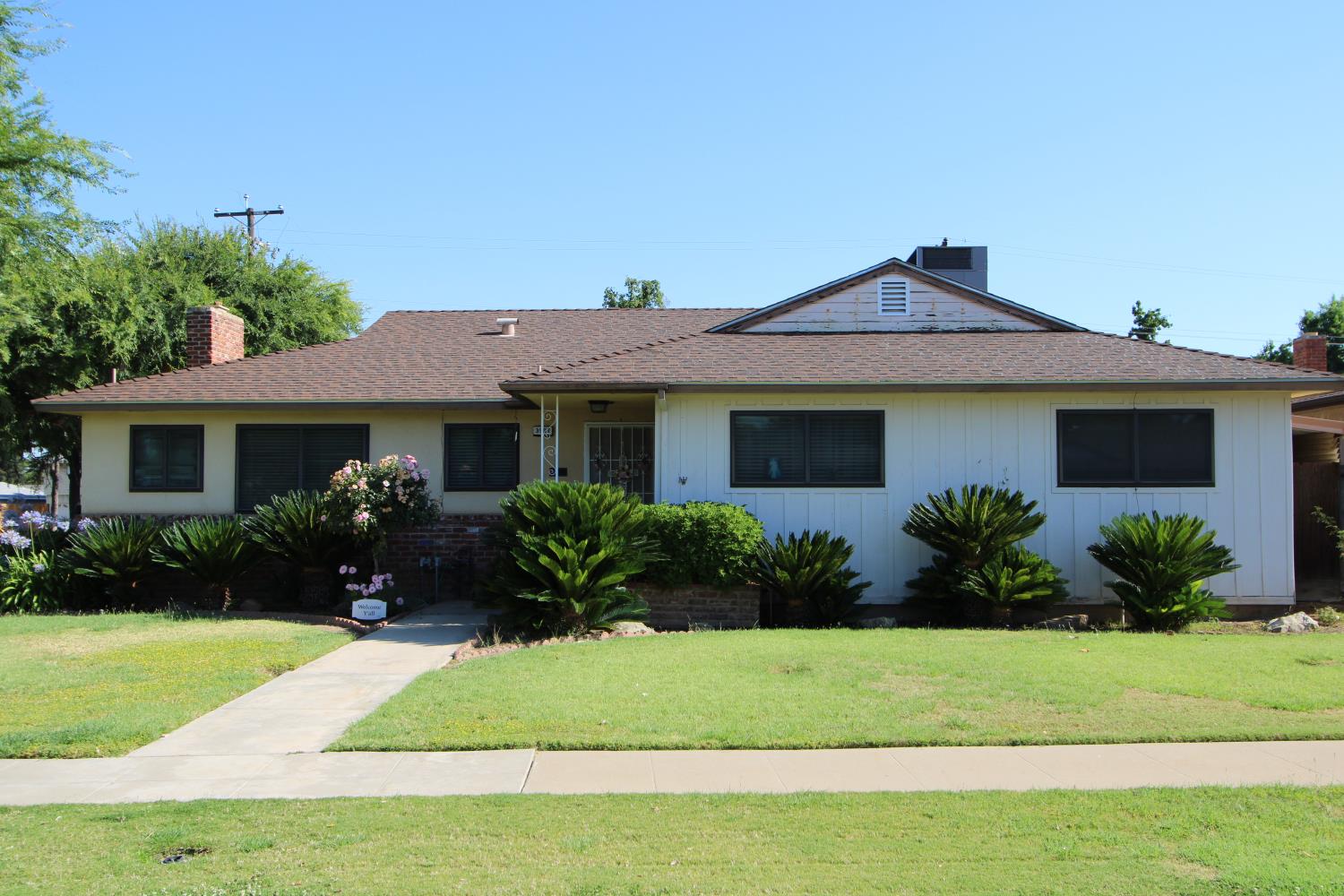 3907 E Acacia Ave, Fresno, CA 93726