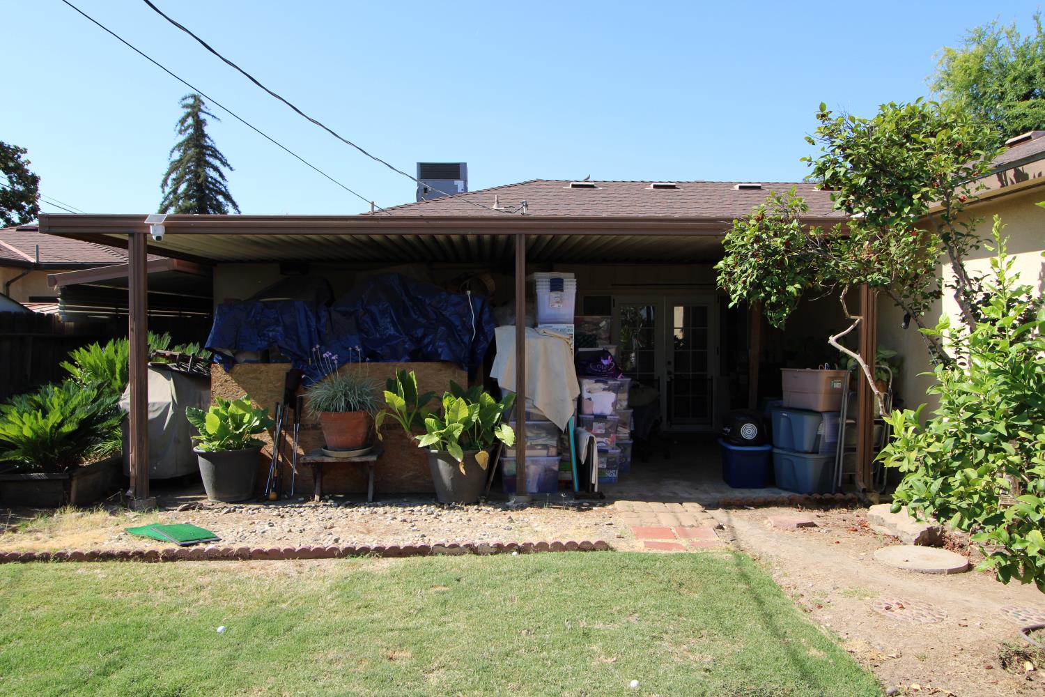 3907 E Acacia Ave, Fresno, CA 93726
