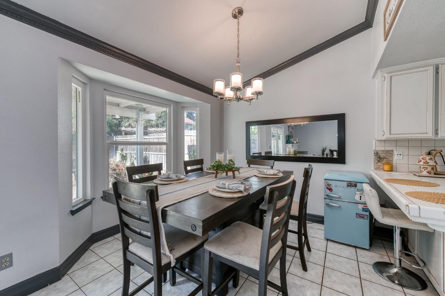 2373 Beechwood Way, Madera, CA 93637