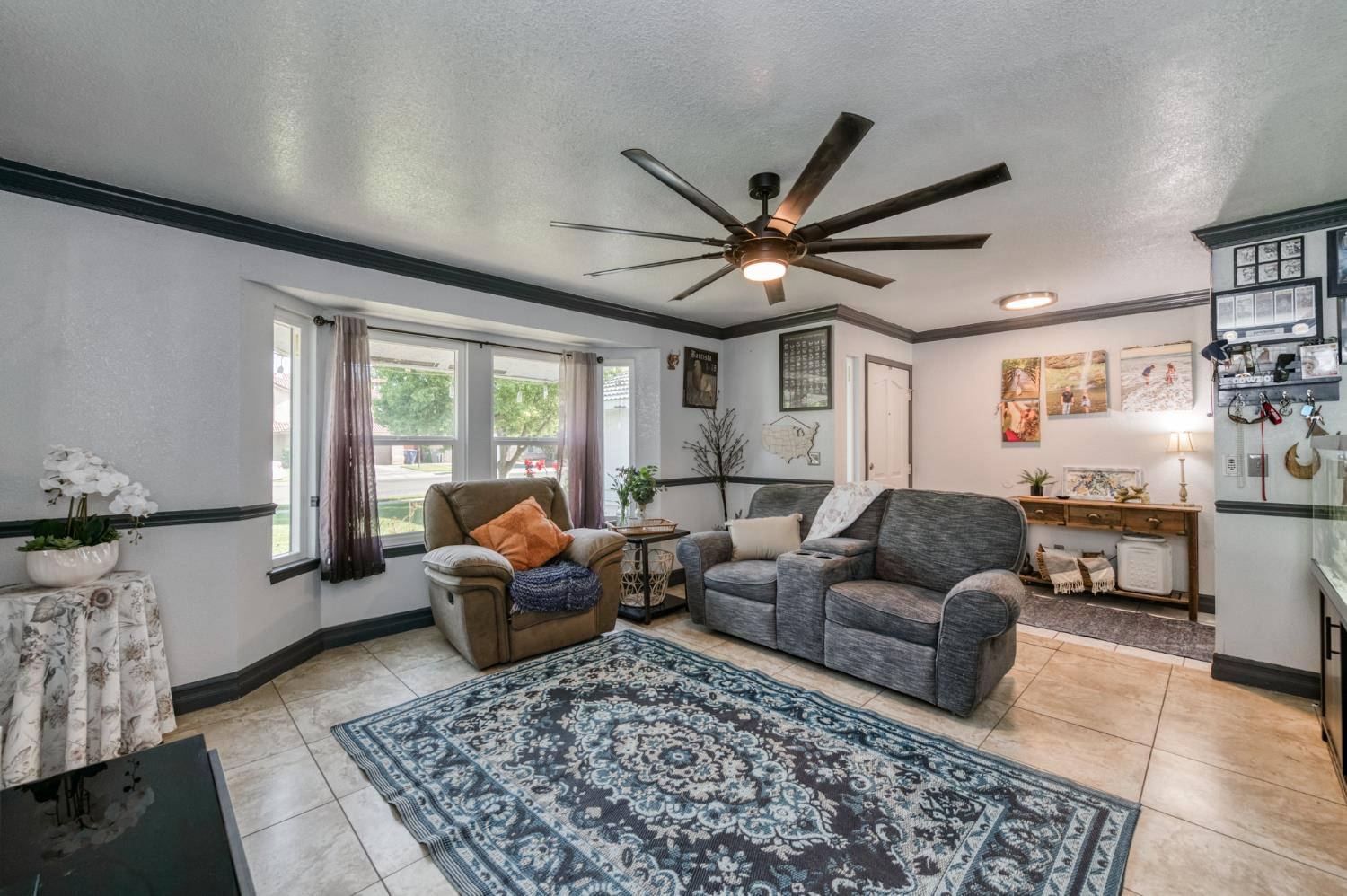 2373 Beechwood Way, Madera, CA 93637