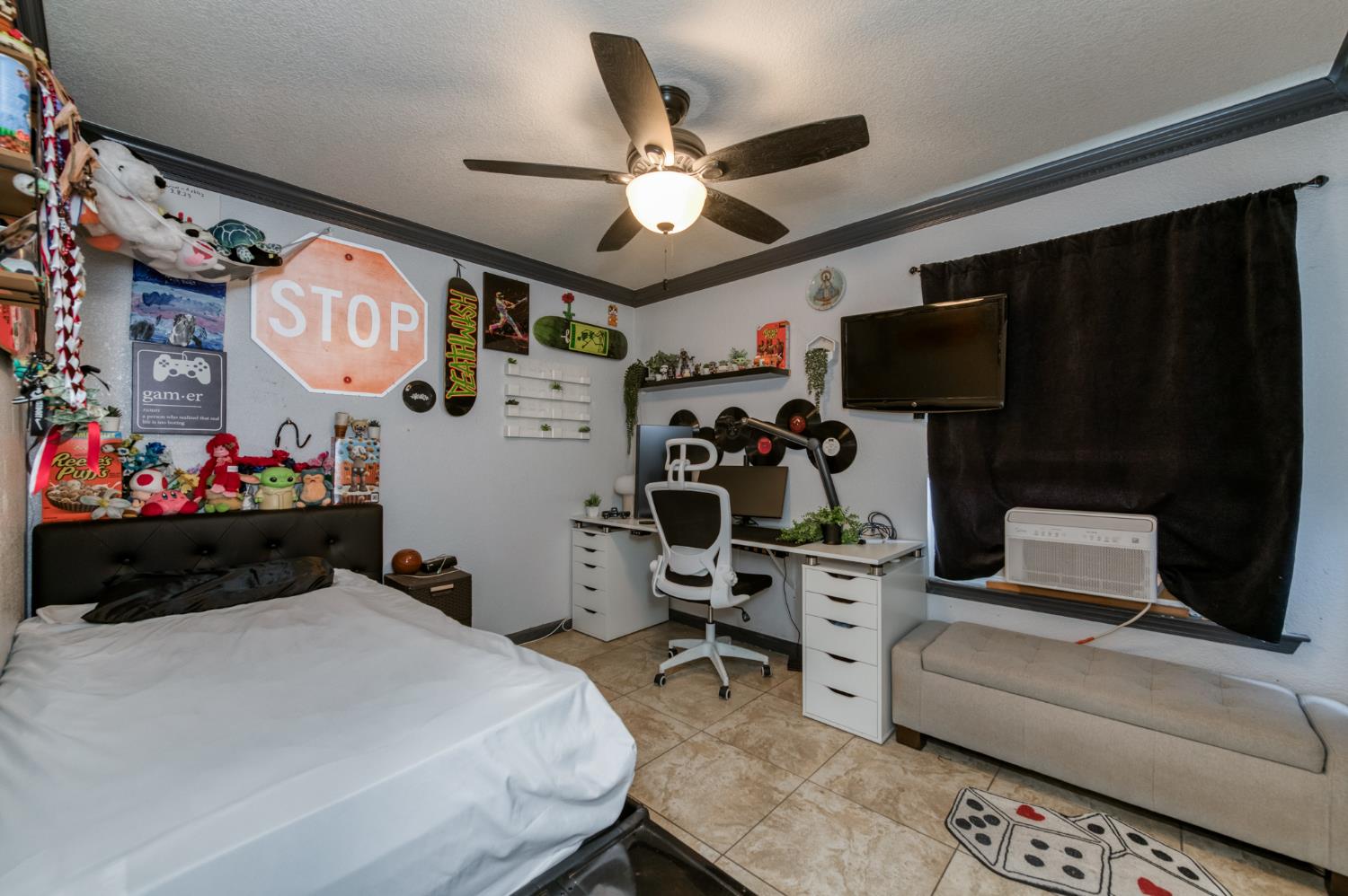 2373 Beechwood Way, Madera, CA 93637