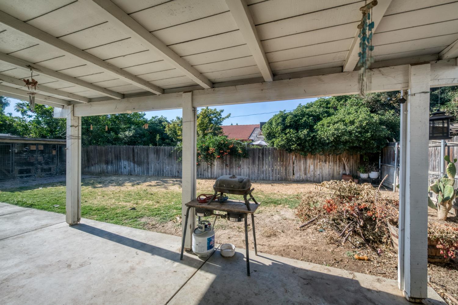 2373 Beechwood Way, Madera, CA 93637