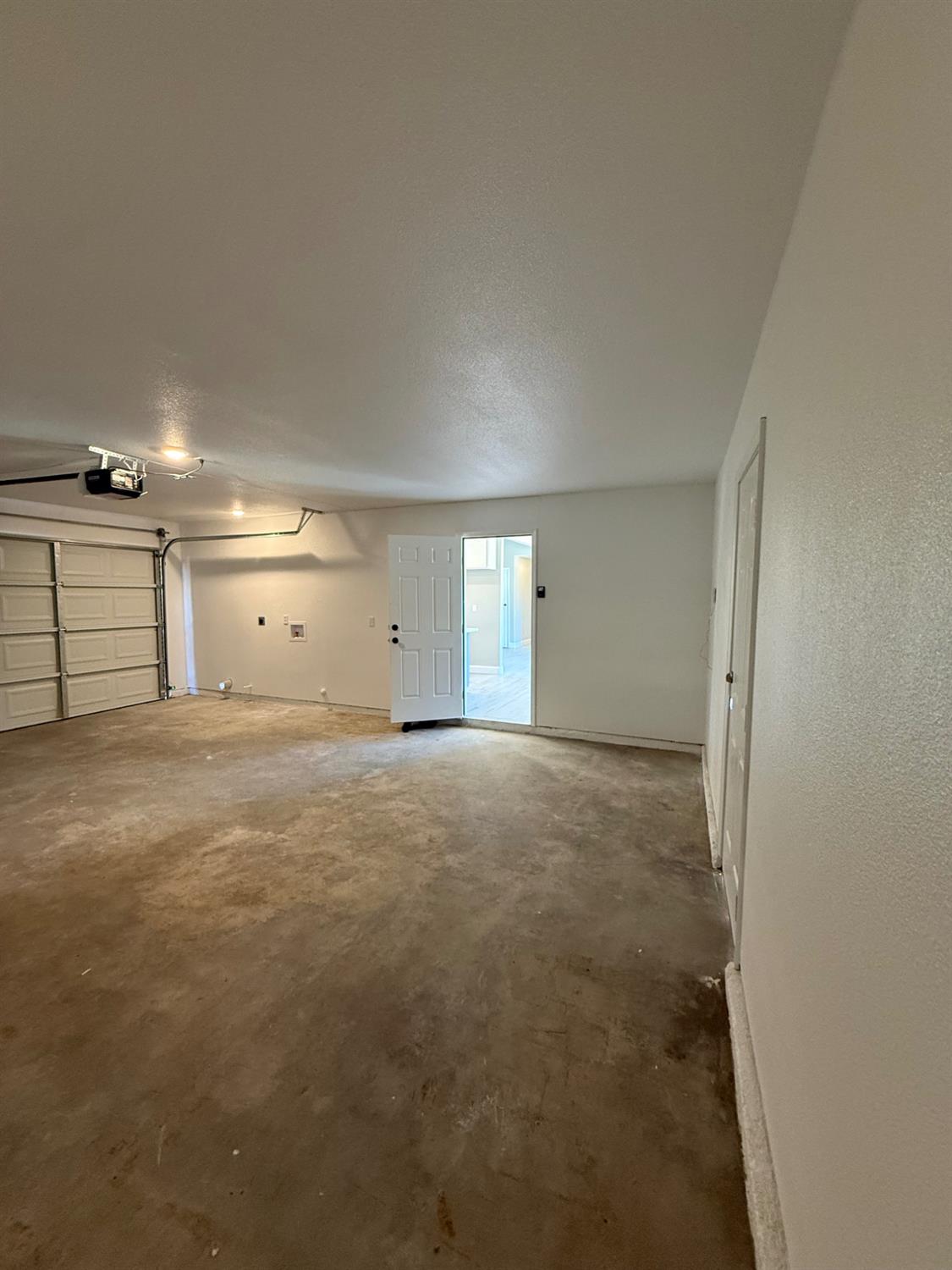 16576 Camden Dr, Madera, CA 93638