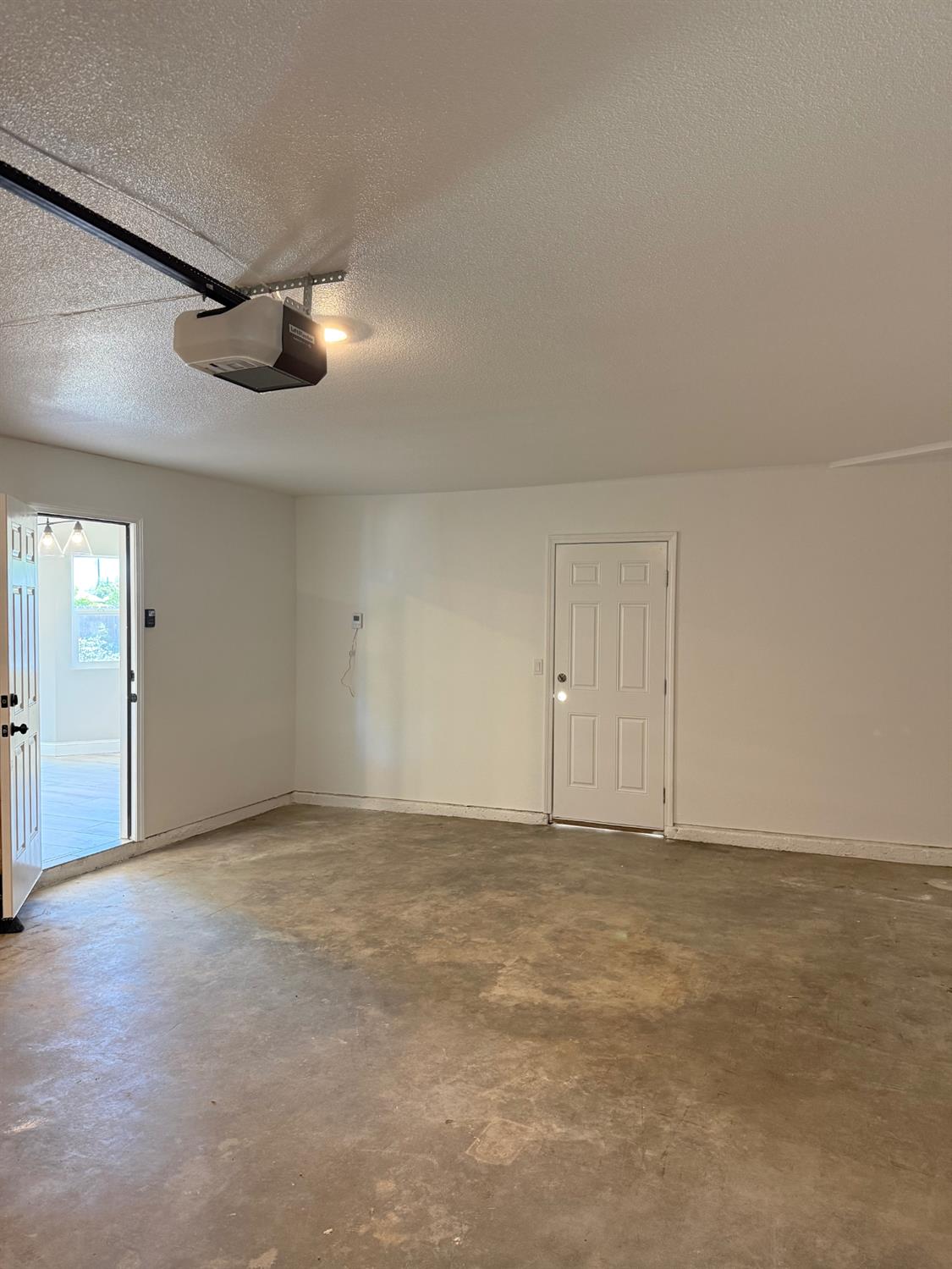 16576 Camden Dr, Madera, CA 93638