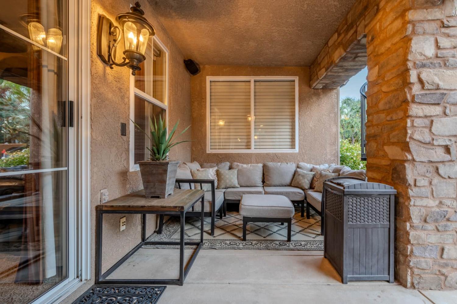 2264 Vermont Ave, Clovis, CA 93619