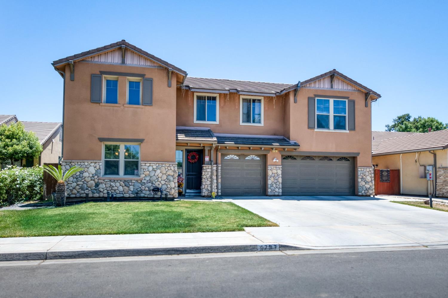 5797 W Indianapolis Ave, Fresno, CA 93722