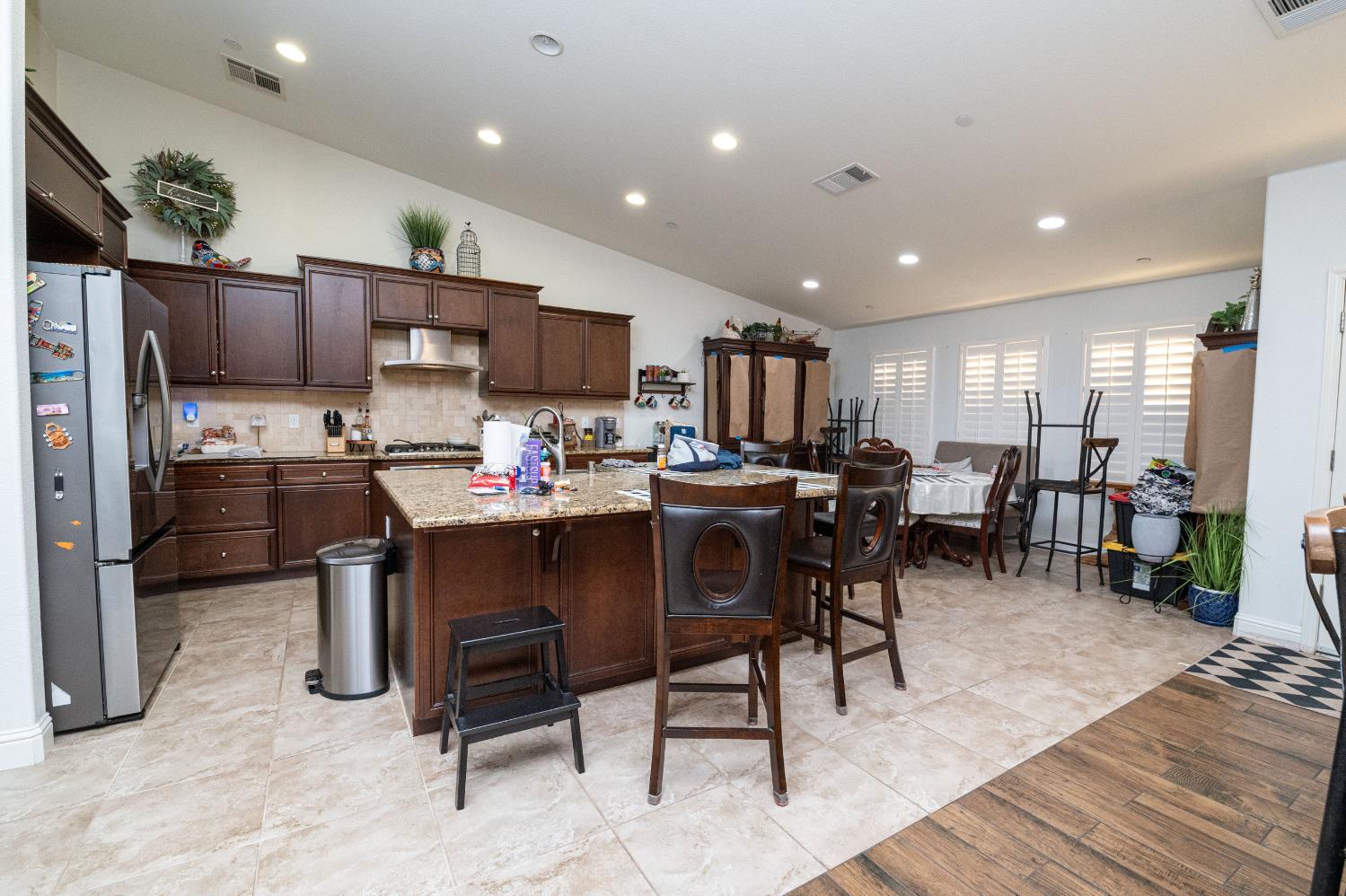 7441 N La Paz Ave, Fresno, CA 93722
