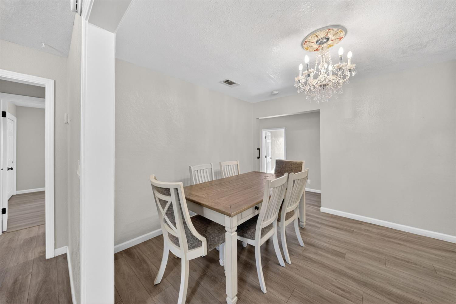 1919 N Bridge, Visalia, CA 932