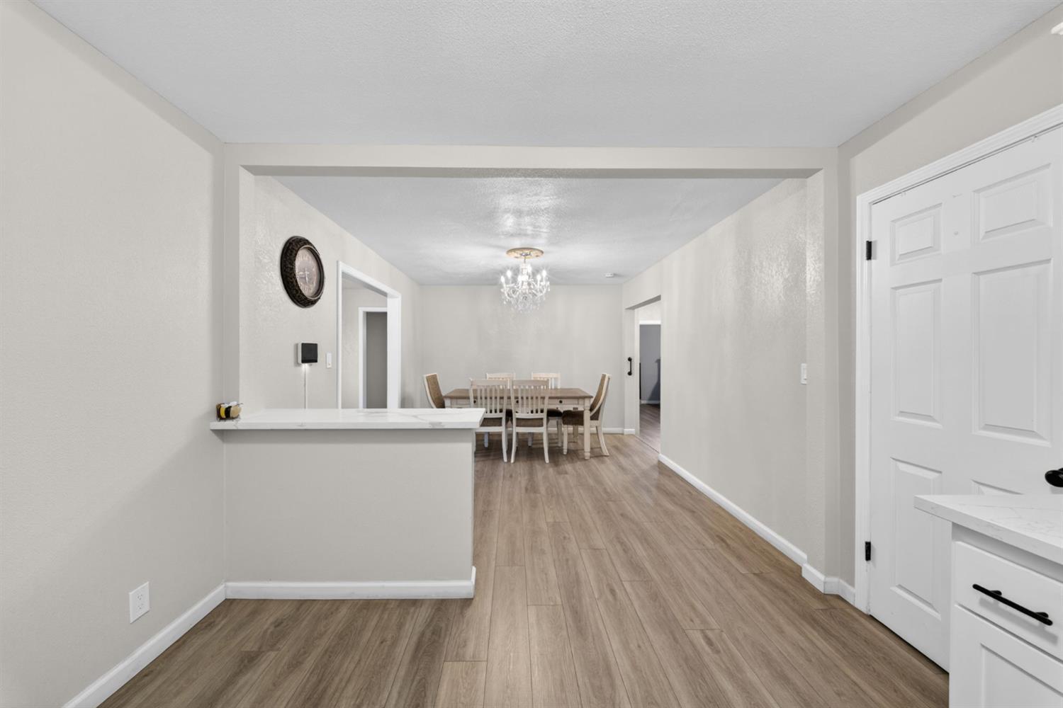 1919 N Bridge, Visalia, CA 932