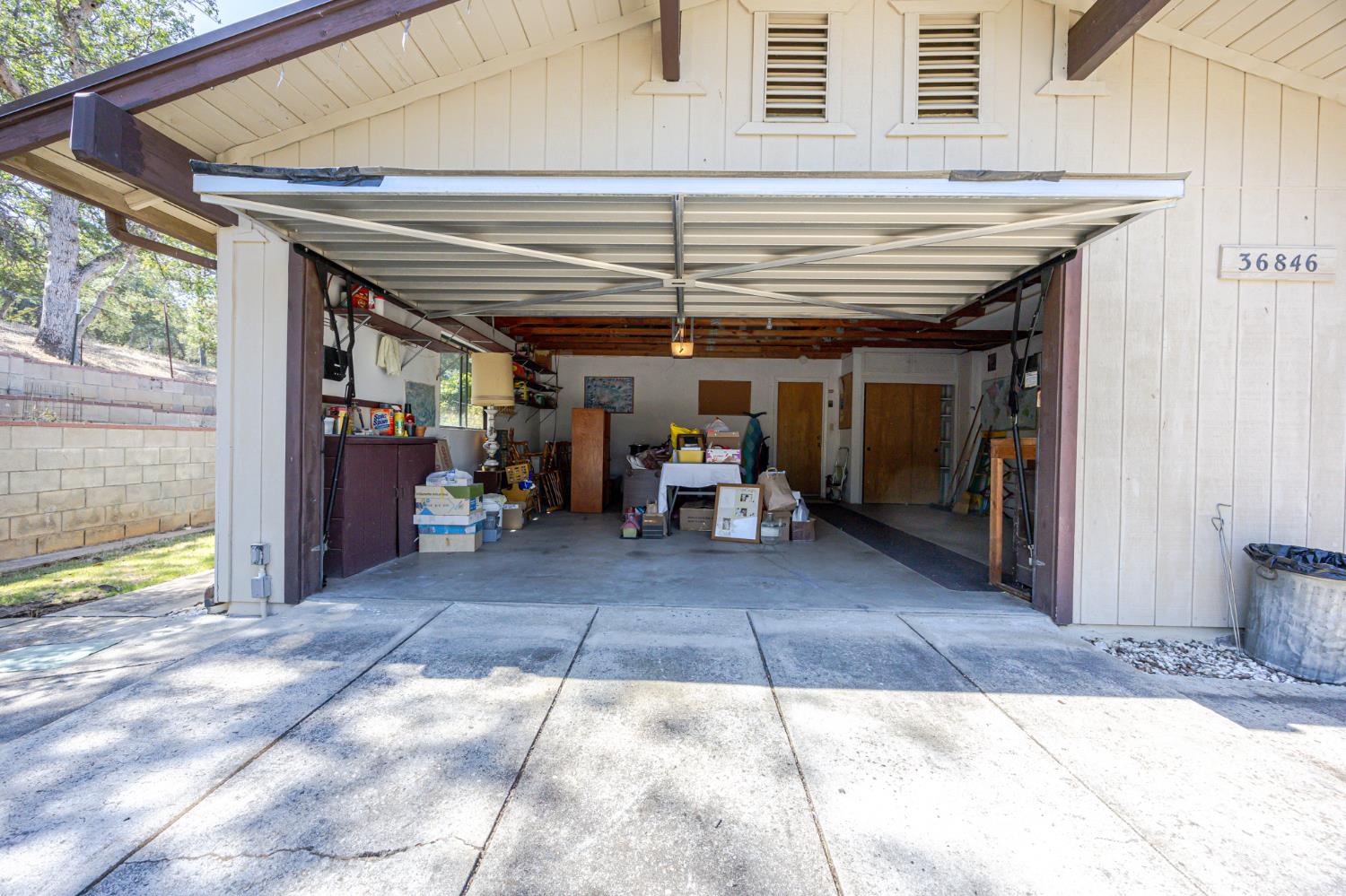 36846 Batti Rd, Coarsegold, CA 93614