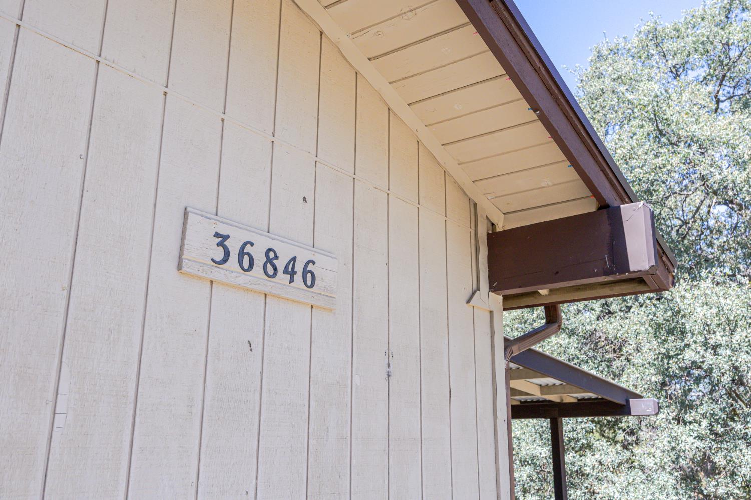 36846 Batti Rd, Coarsegold, CA 93614
