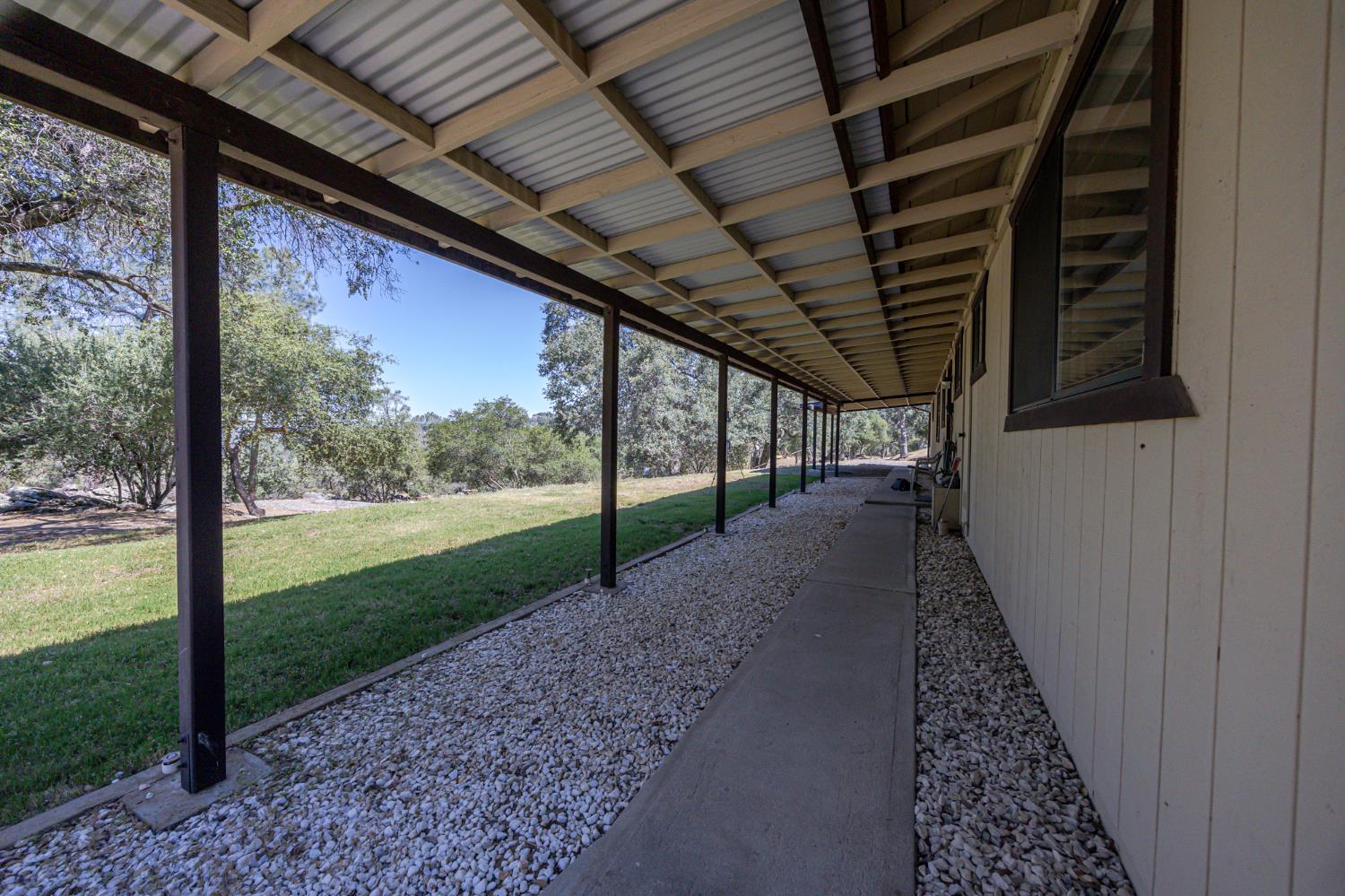 36846 Batti Rd, Coarsegold, CA 93614