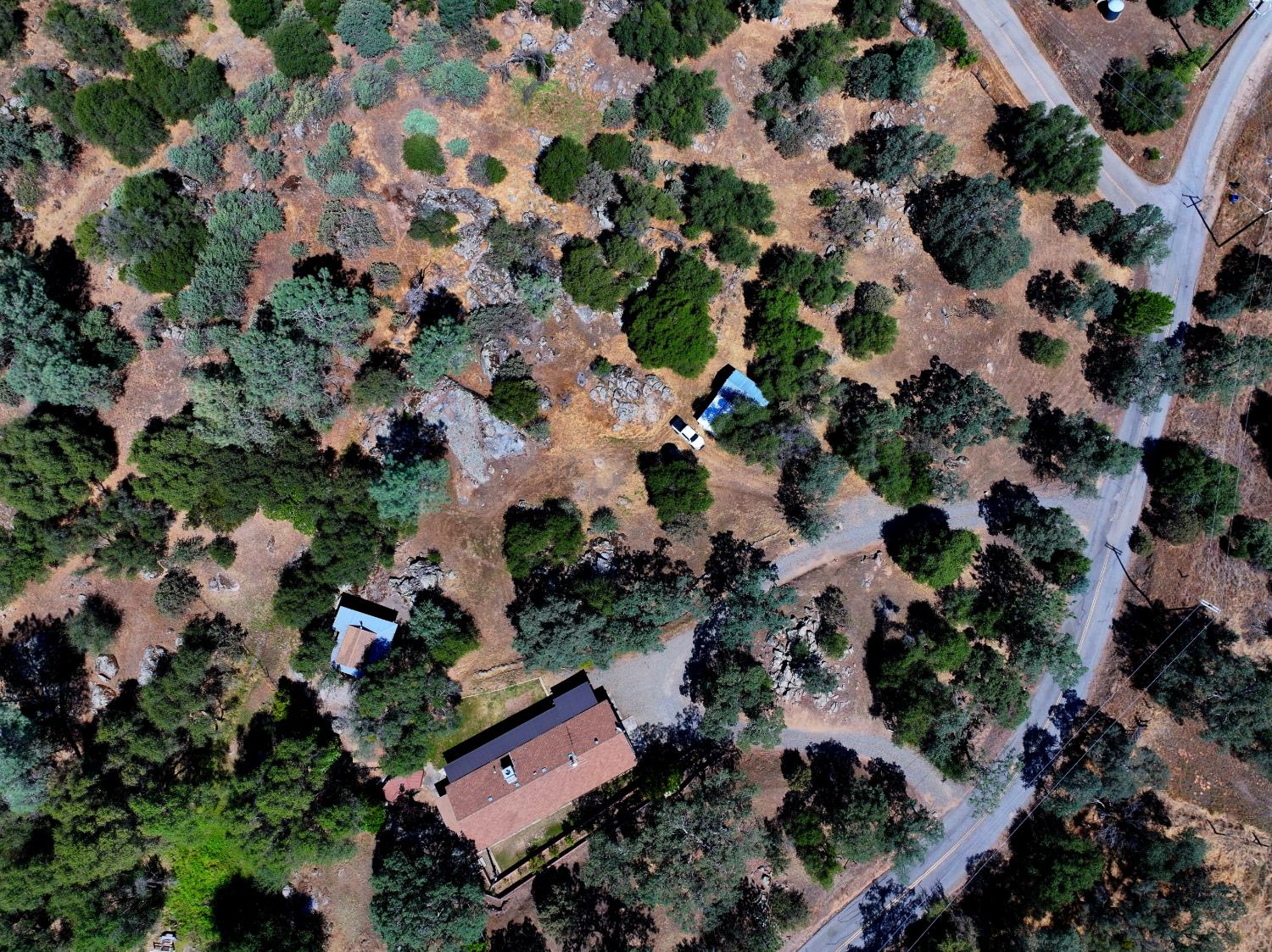 36846 Batti Rd, Coarsegold, CA 93614