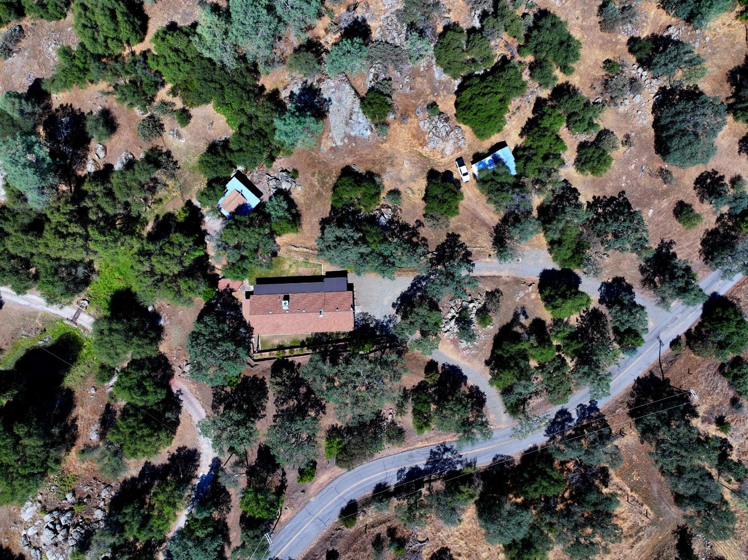36846 Batti Rd, Coarsegold, CA 93614