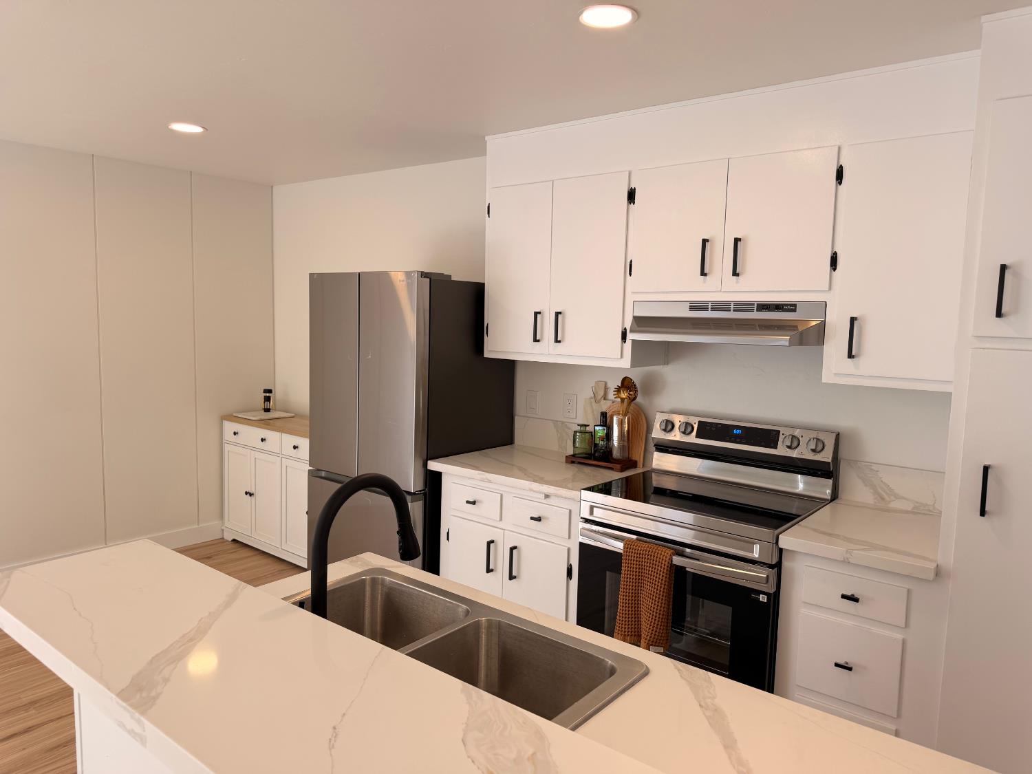 360 Vernon #100, Oakland, CA 94610