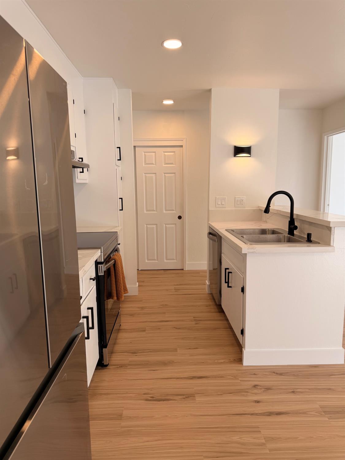 360 Vernon #100, Oakland, CA 94610