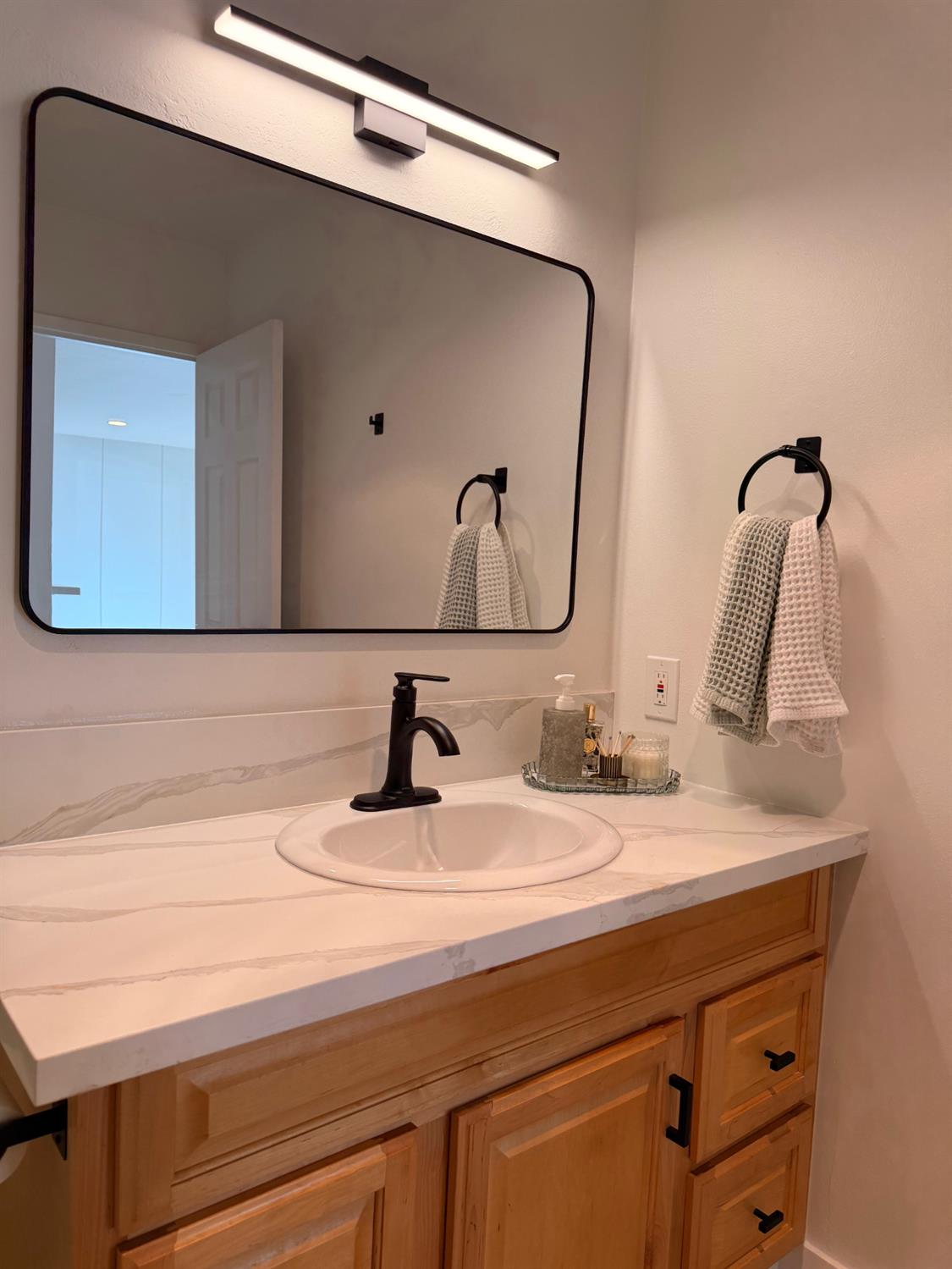 360 Vernon #100, Oakland, CA 94610