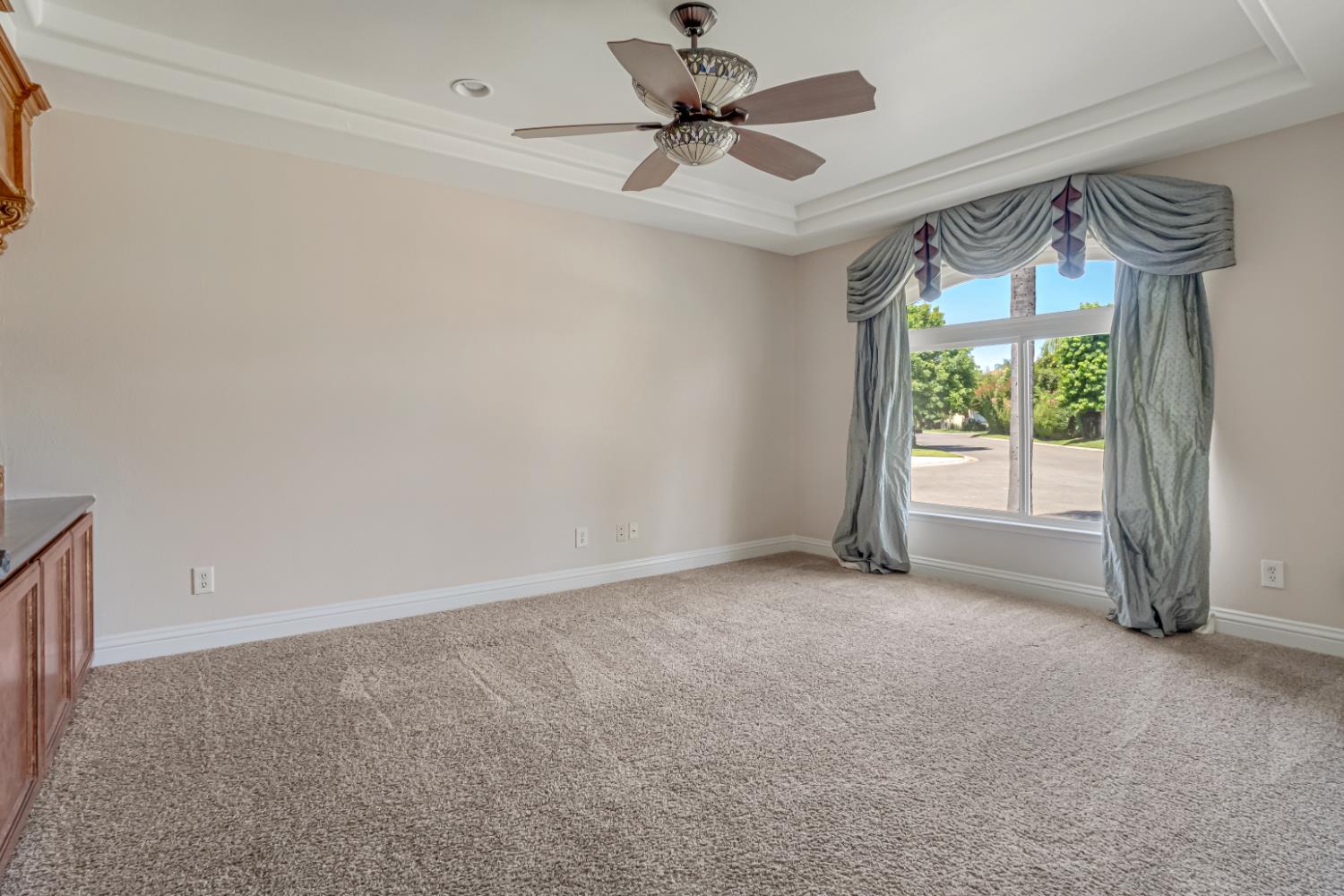 7188 N Stacia Ave, Fresno, CA 93720