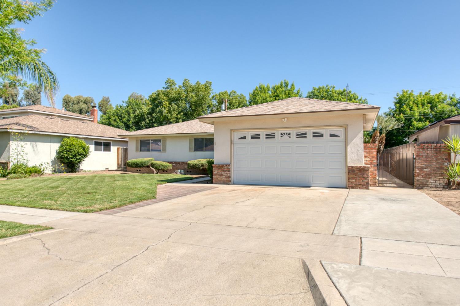 4839 E Santa Ana Ave, Fresno, CA 93726