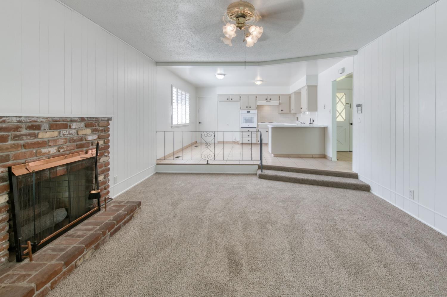 4839 E Santa Ana Ave, Fresno, CA 93726