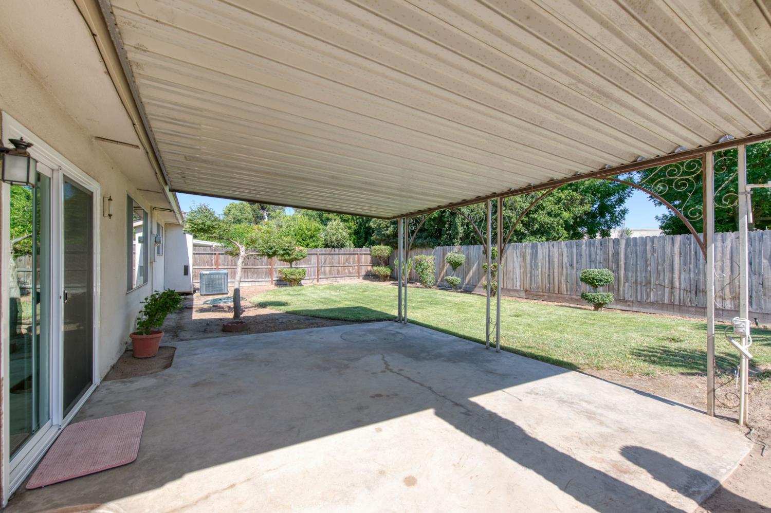 4839 E Santa Ana Ave, Fresno, CA 93726