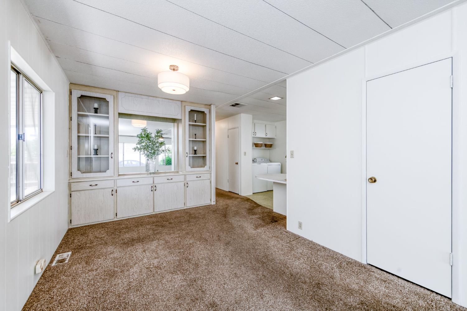 1551 6Th Avenue Dr #29, Kingsburg, CA 93631