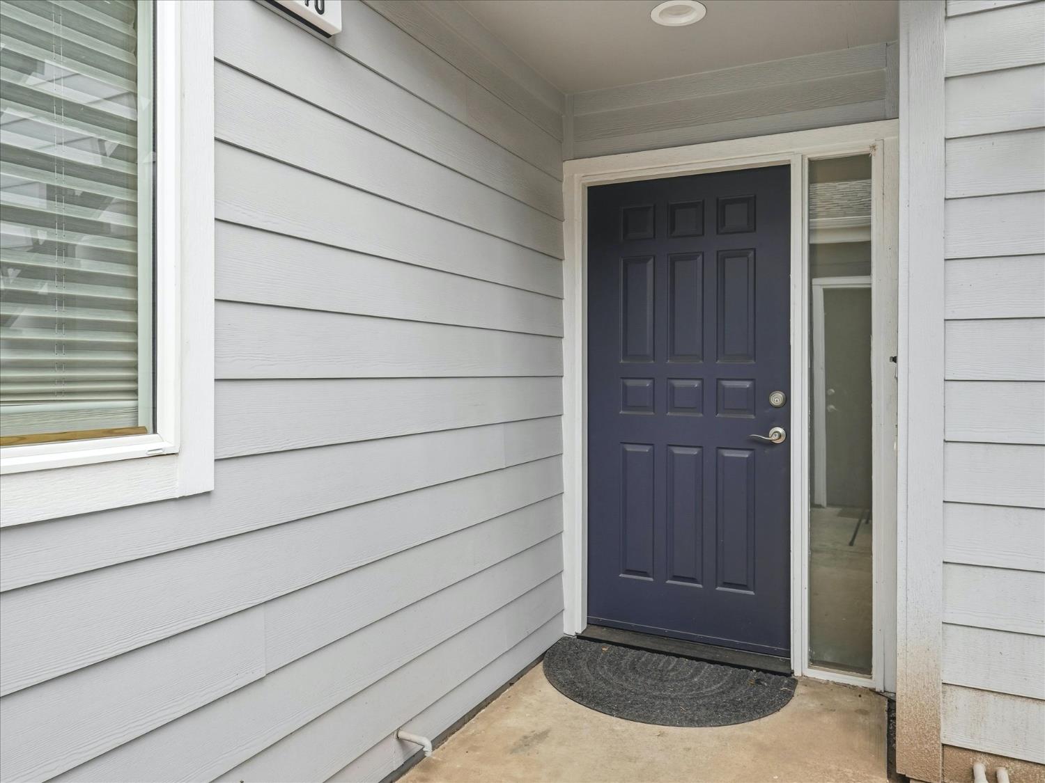 7675 N 1St St #140, Fresno, CA 93720