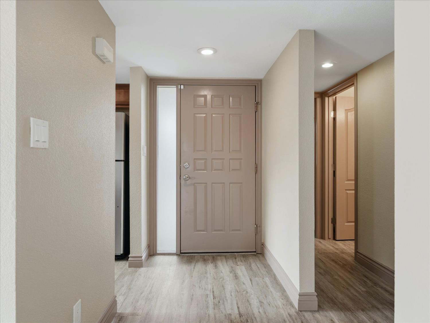 7675 N 1St St #140, Fresno, CA 93720
