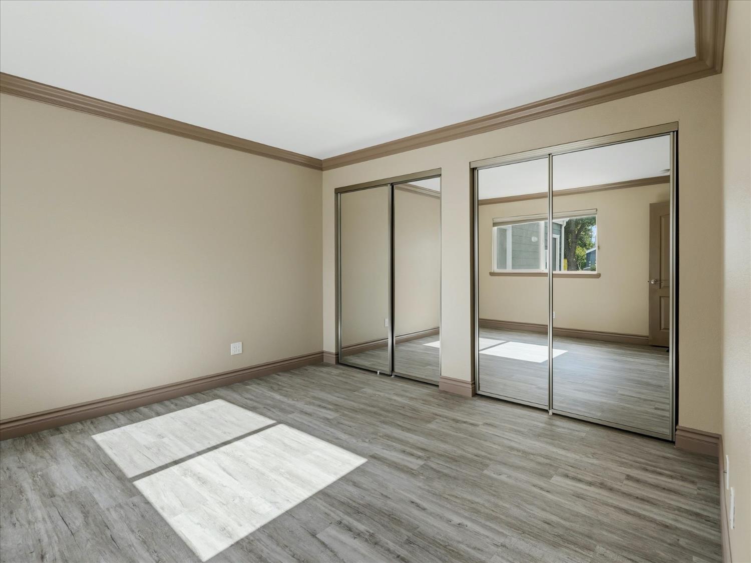 7675 N 1St St #140, Fresno, CA 93720
