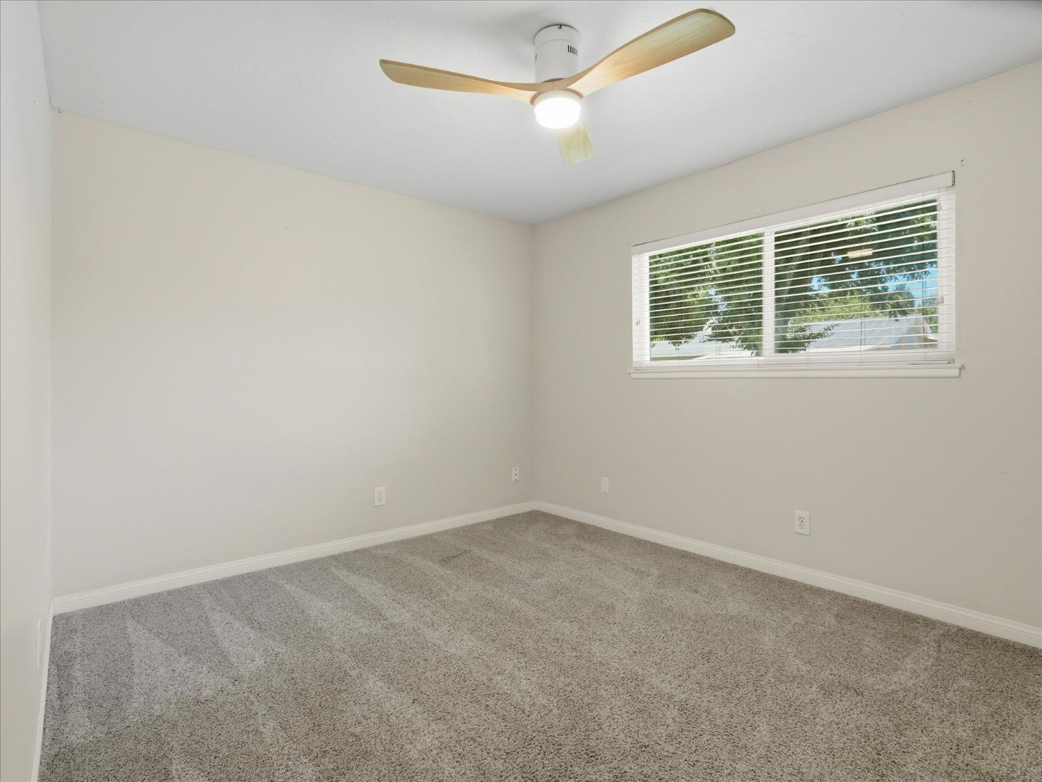 6676 N Wolters Ave, Fresno, CA 93710