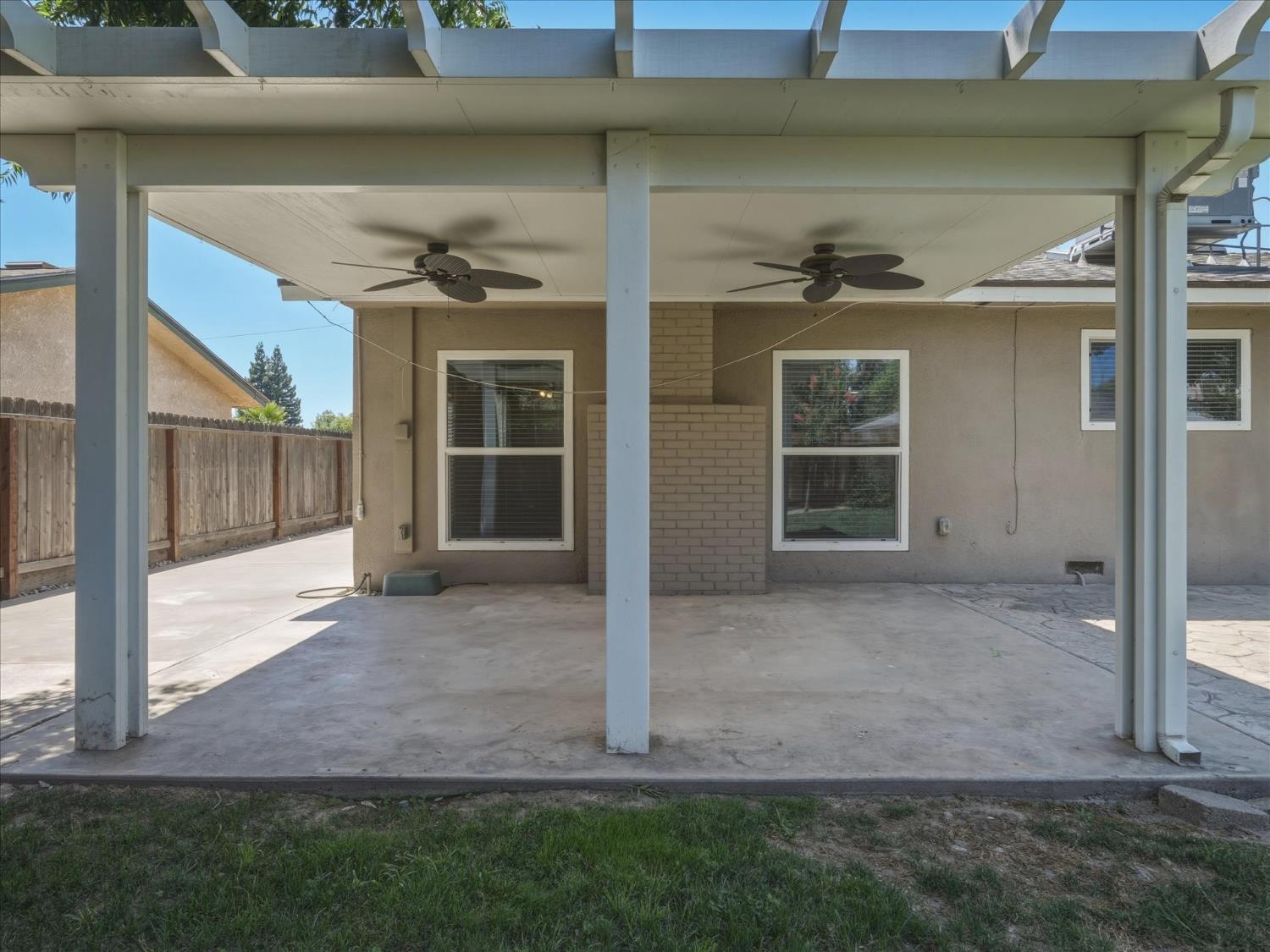 6676 N Wolters Ave, Fresno, CA 93710