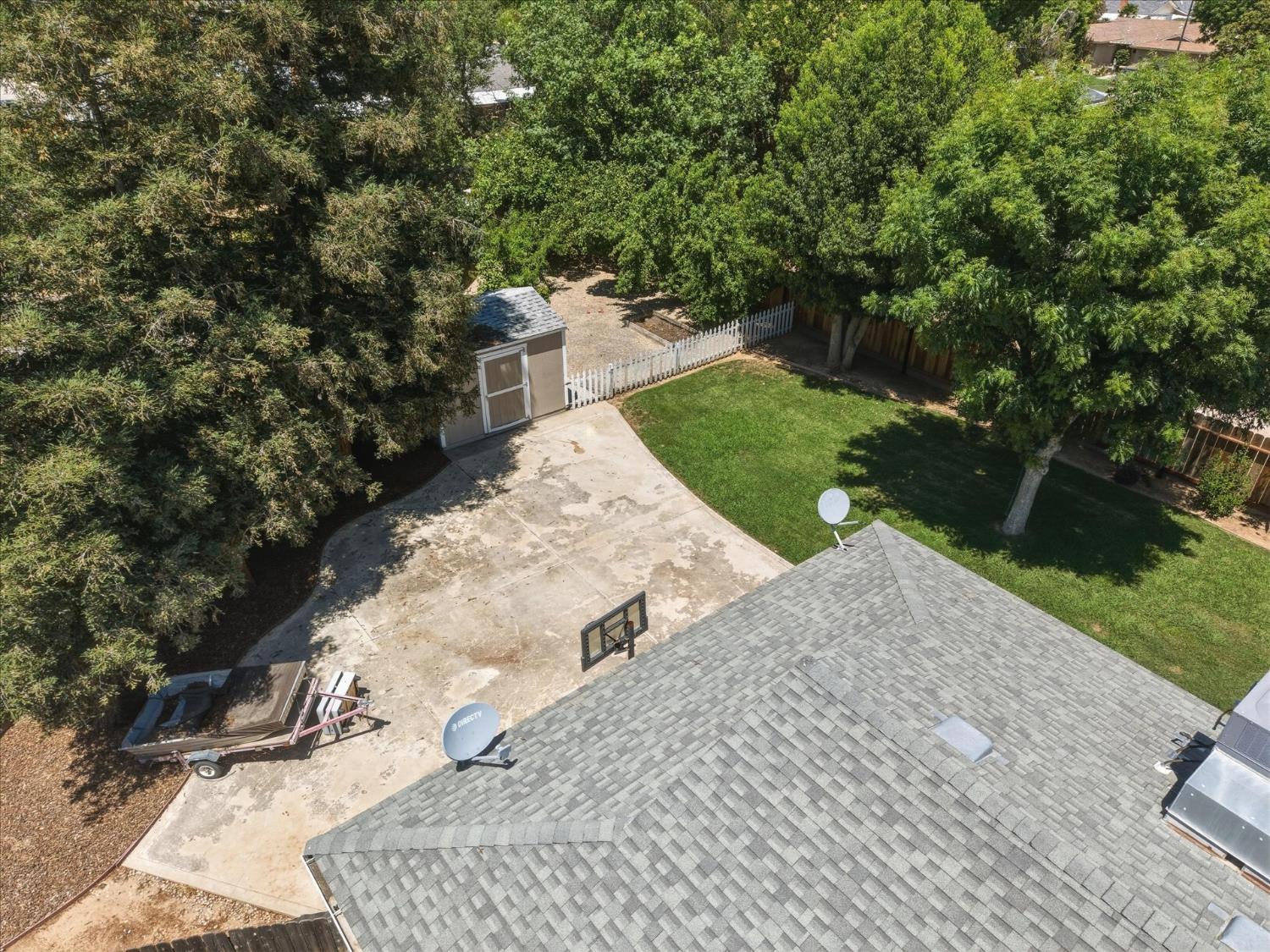 6676 N Wolters Ave, Fresno, CA 93710