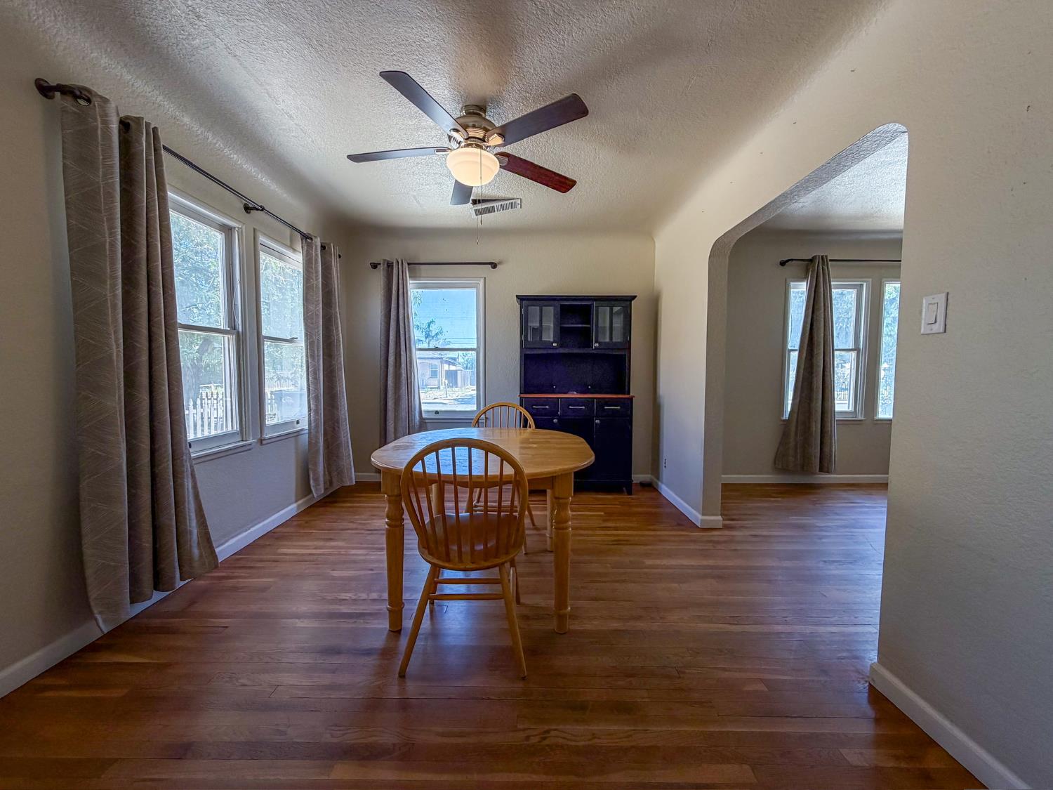 519 N N Pl, Tulare, CA 93274