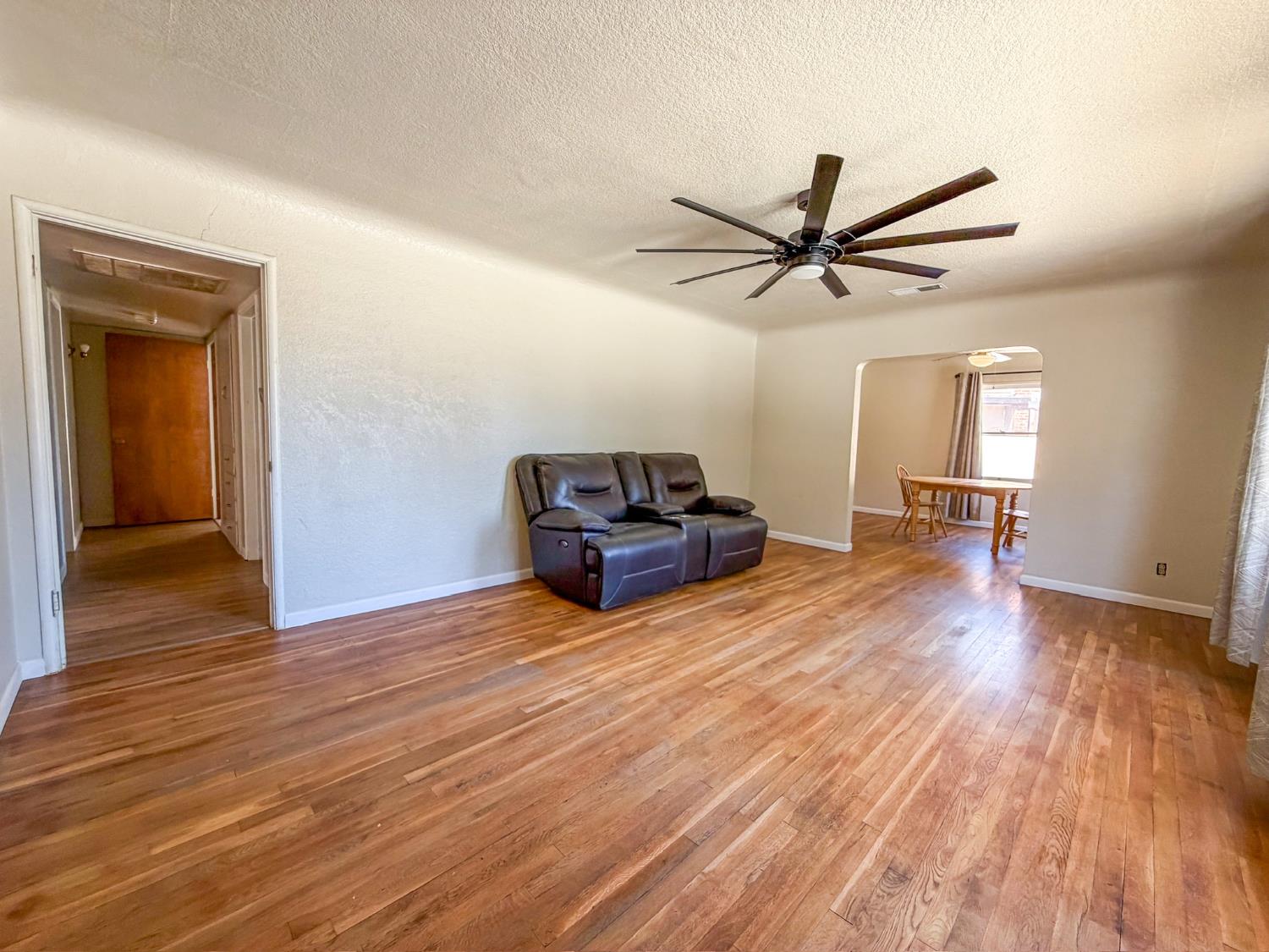 519 N N Pl, Tulare, CA 93274